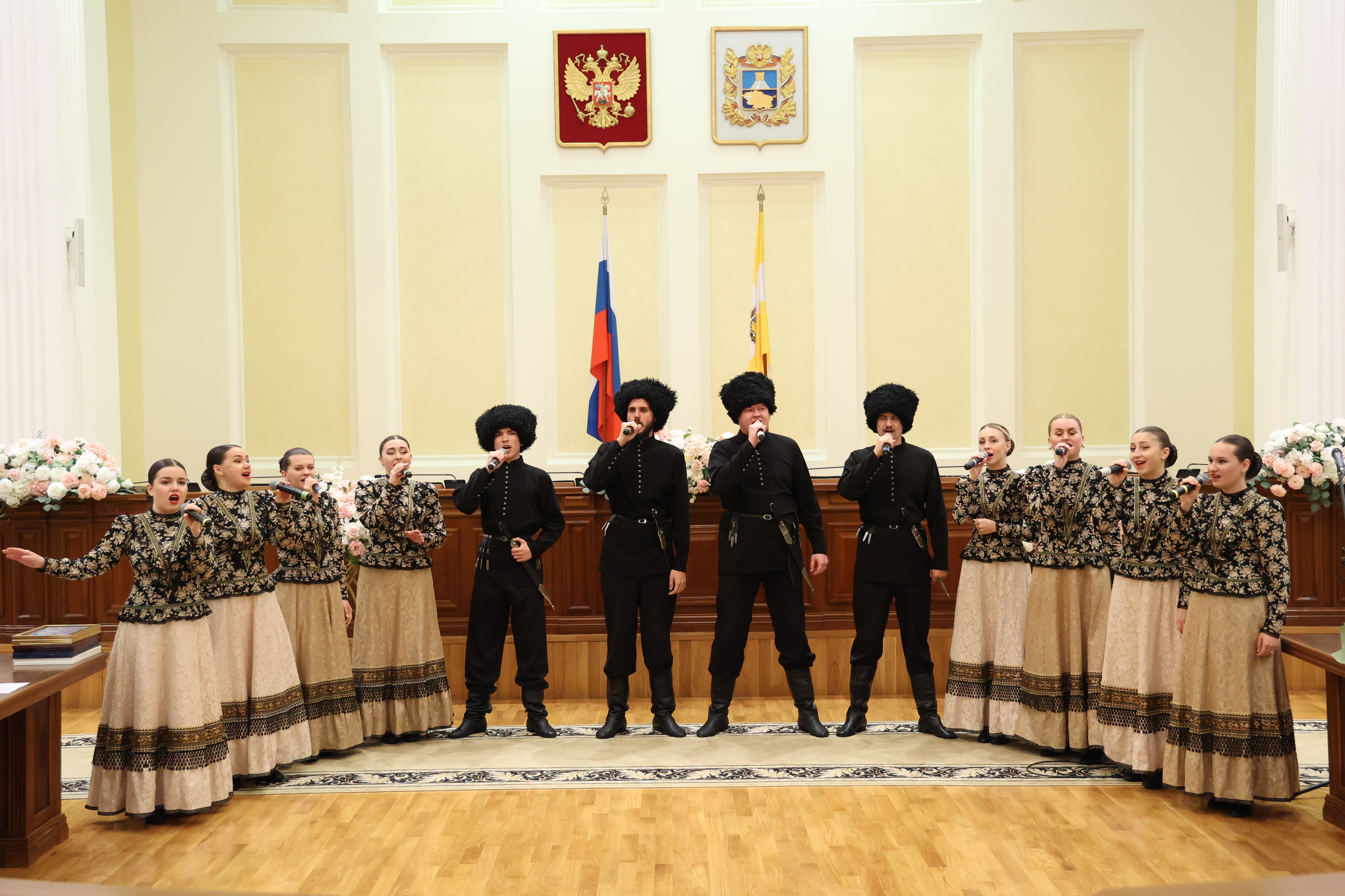 Депутаты вручили предпринимателям Ставрополья награды краевой Думы