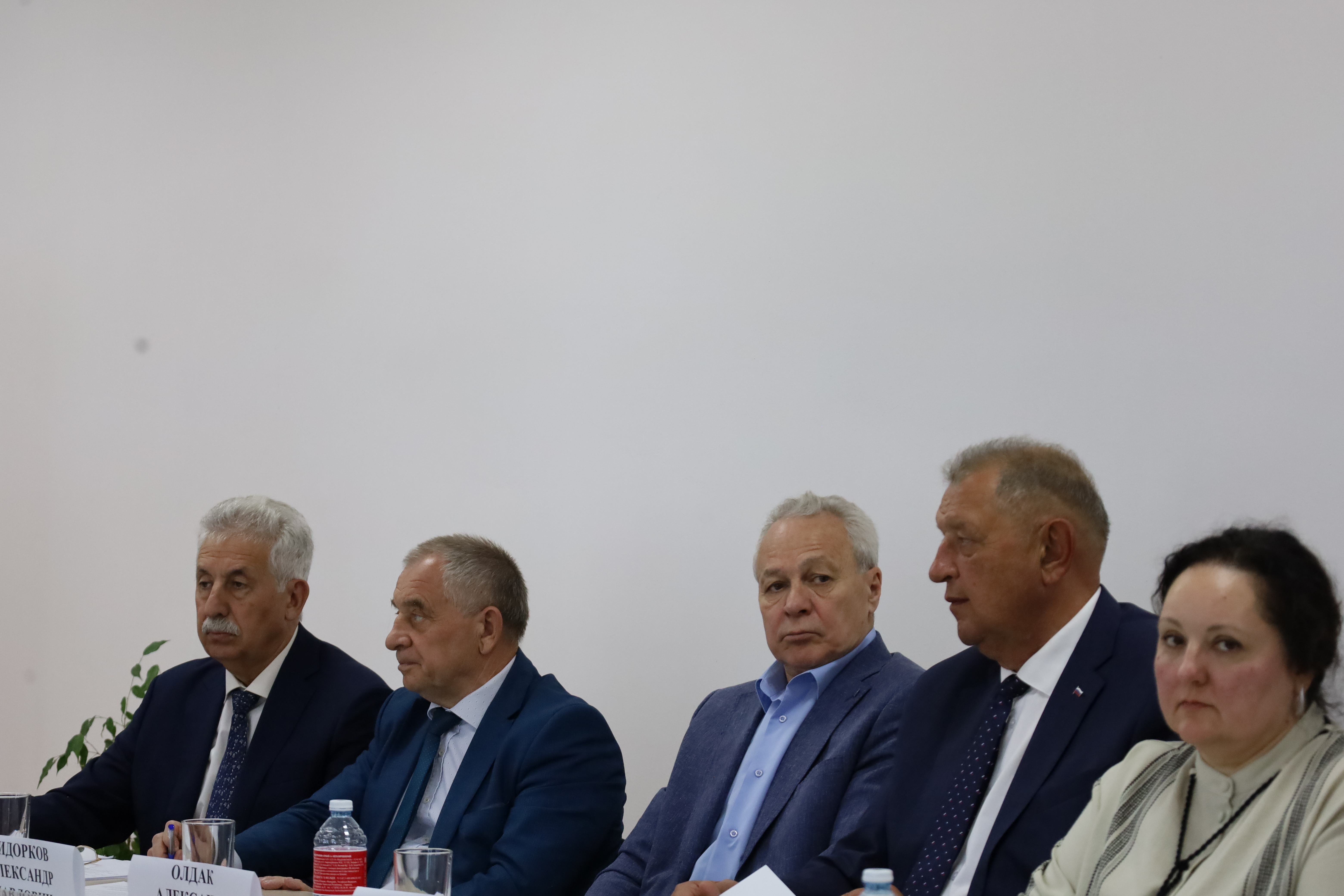 Перед архивной службой стоят новые задачи: по историческому просвещению и внедрению системы электронного хранения документов