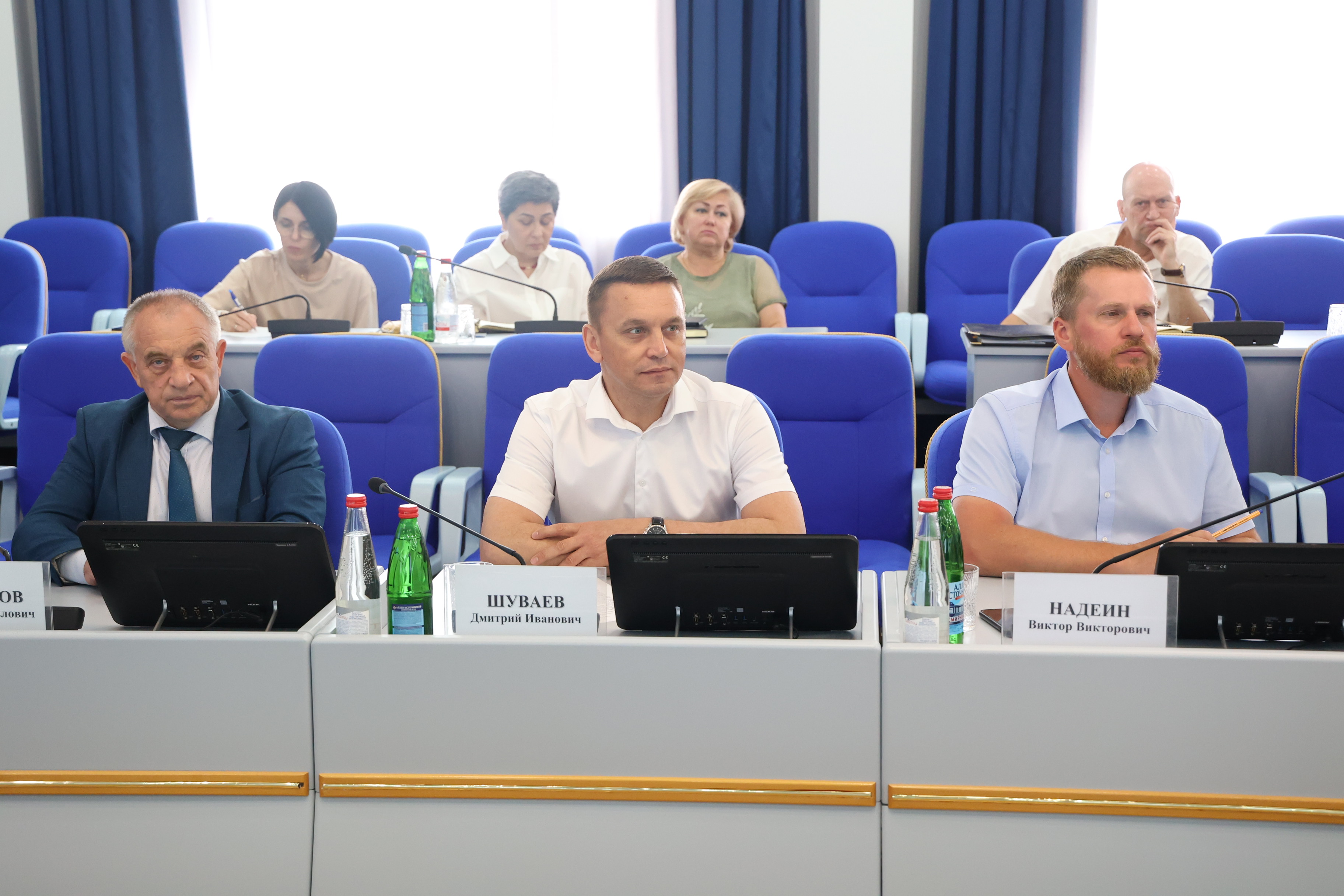 В Думе Ставрополья продолжается работа над проектами законов