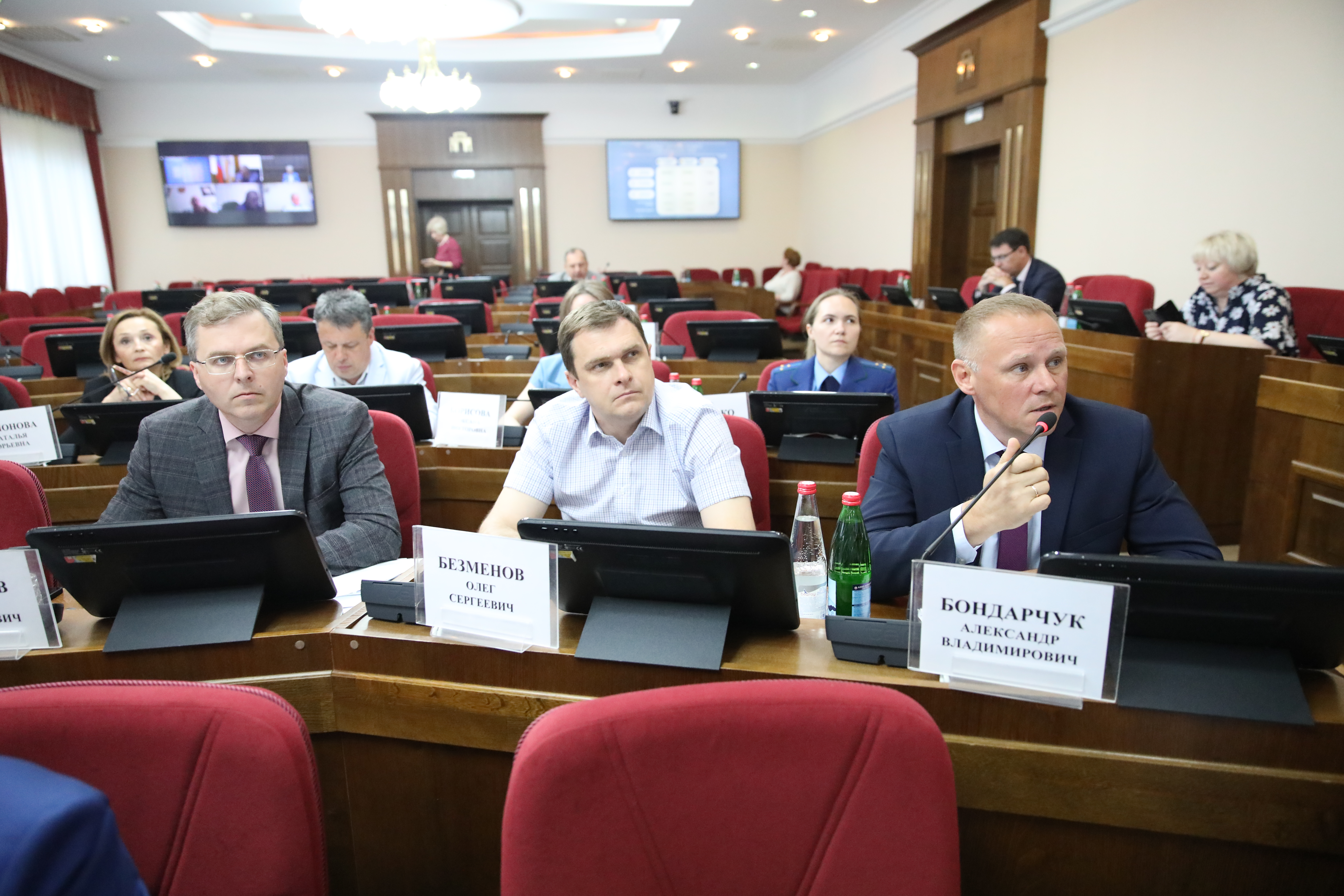 В Думе Ставрополья рассматриваются изменения в законы о ветеринарно-санитарном благополучии и регулировании земельных отношений