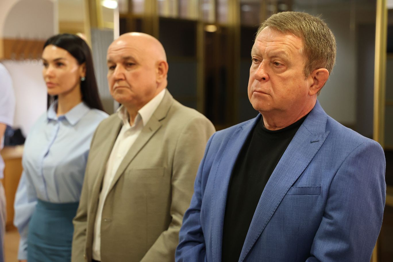 В Думе Ставропольского края начала работу передвижная выставка, посвященная памяти святителя Тихона, Патриарха Московского и всея Руси