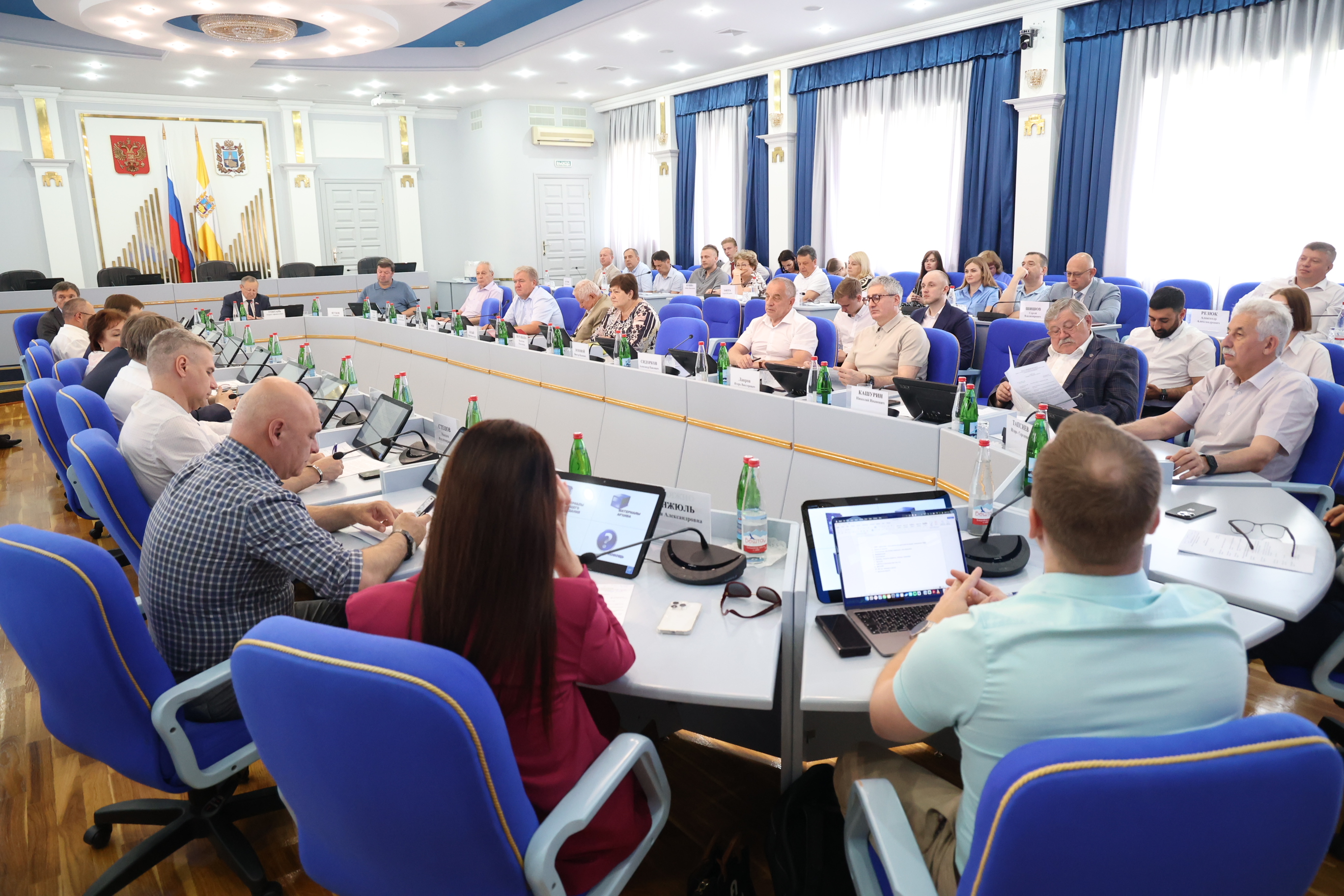 В Думе Ставропольского края обсудили вопросы безопасного использования электросамокатов