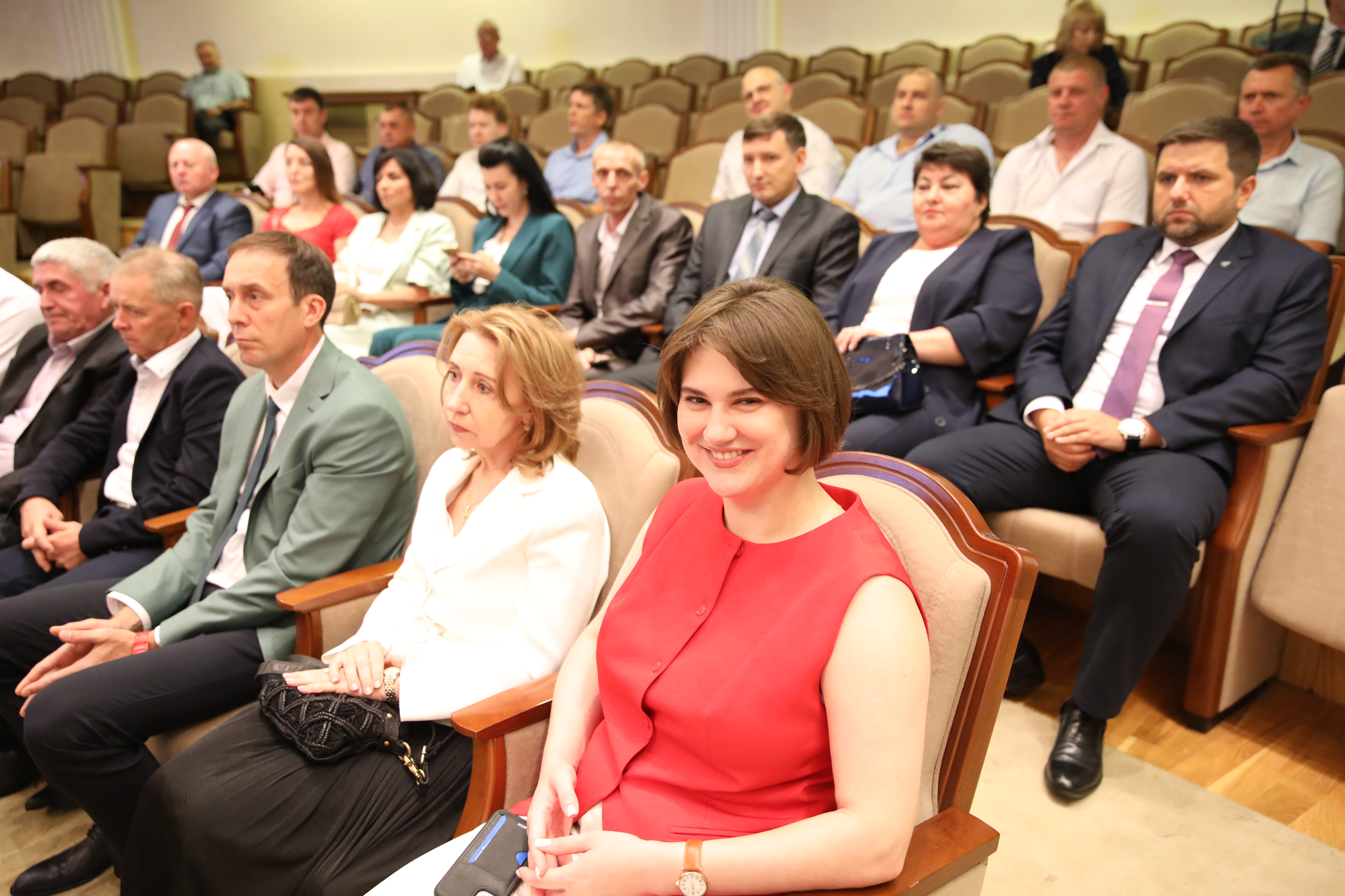 Депутаты краевой Думы вручили награды газовикам Ставрополья