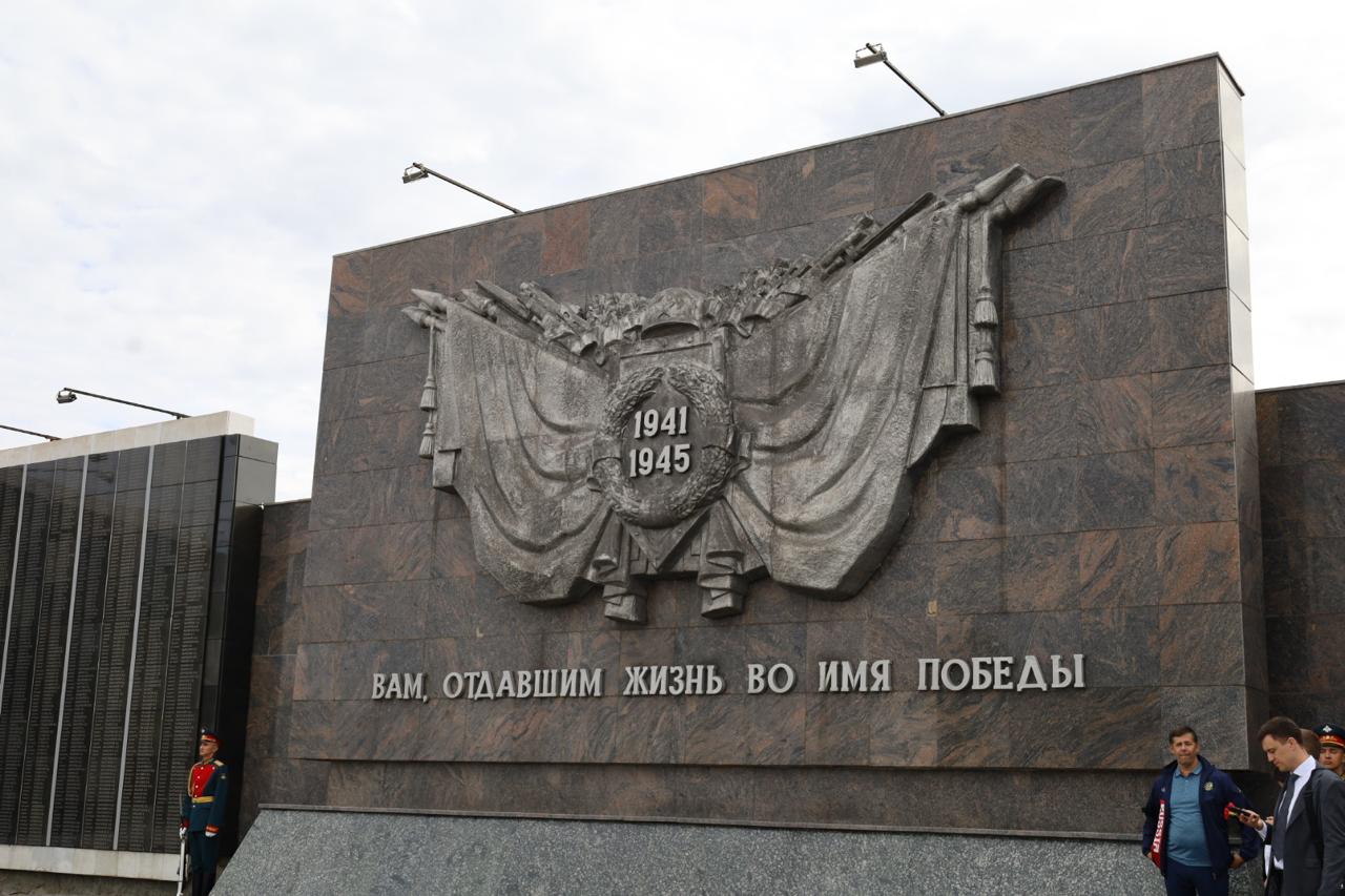 Депутаты Думы края почтили память воинов Ставрополья, павших при обороне Сталинграда