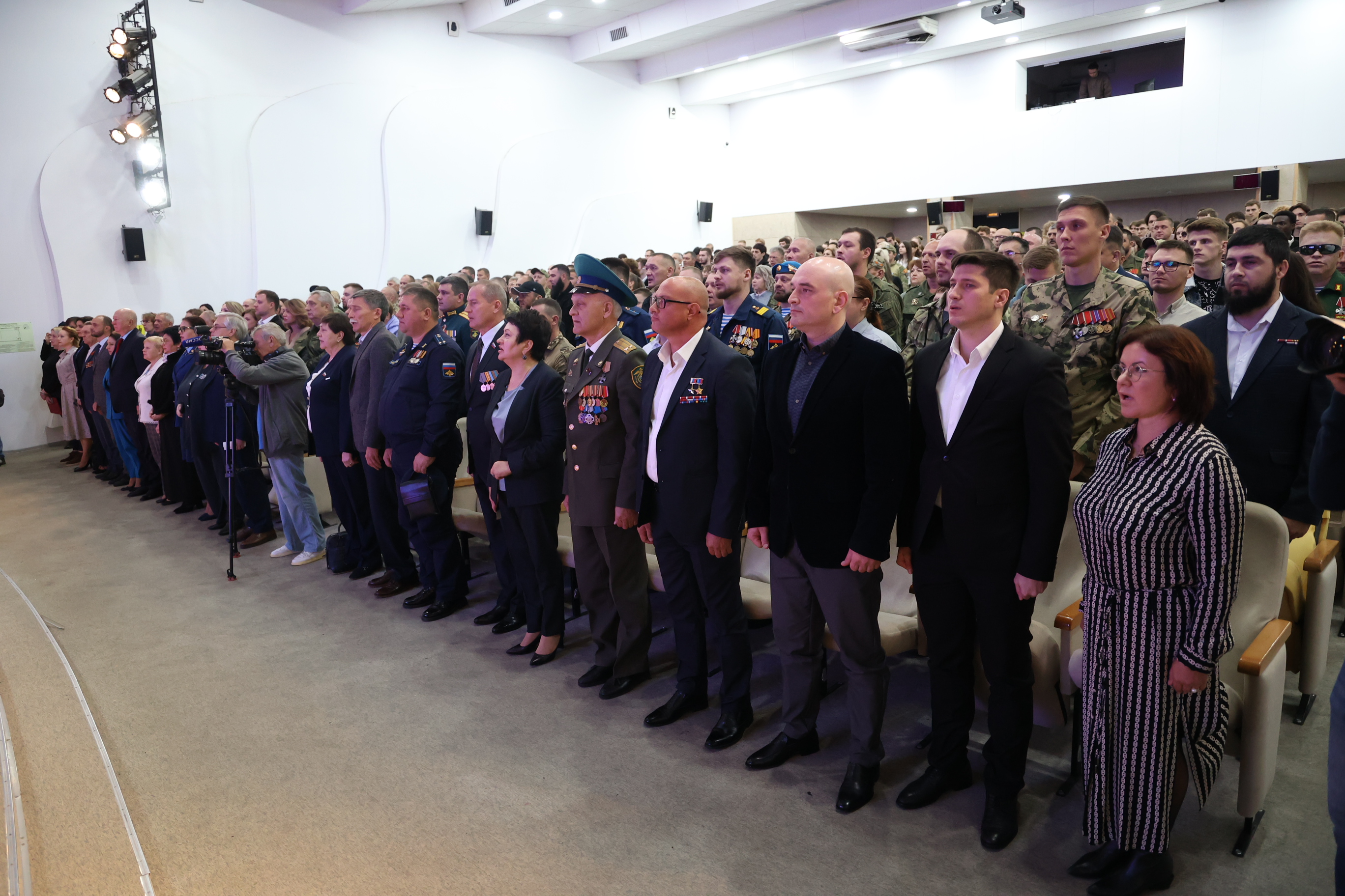 Депутаты приветствовали участников II краевого Форума «Своя Россия – Своя Победа»