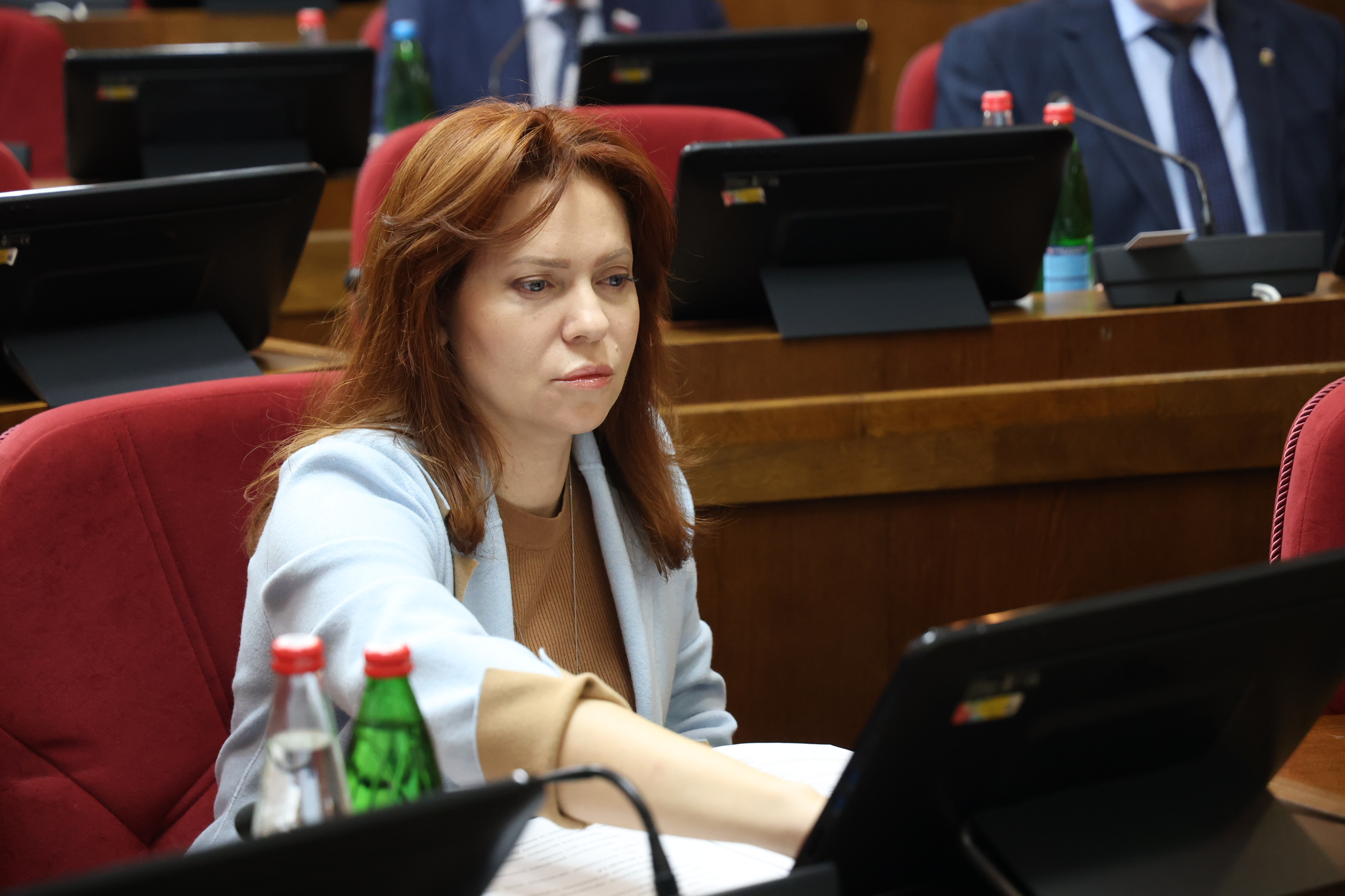 Утверждена повестка октябрьского заседания Думы