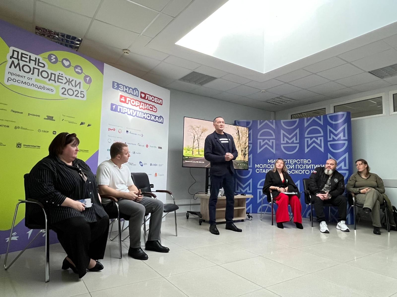 На Ставрополье обсудили развитие добровольческого движения в рамках круглого стола «Волонтерское братство России»