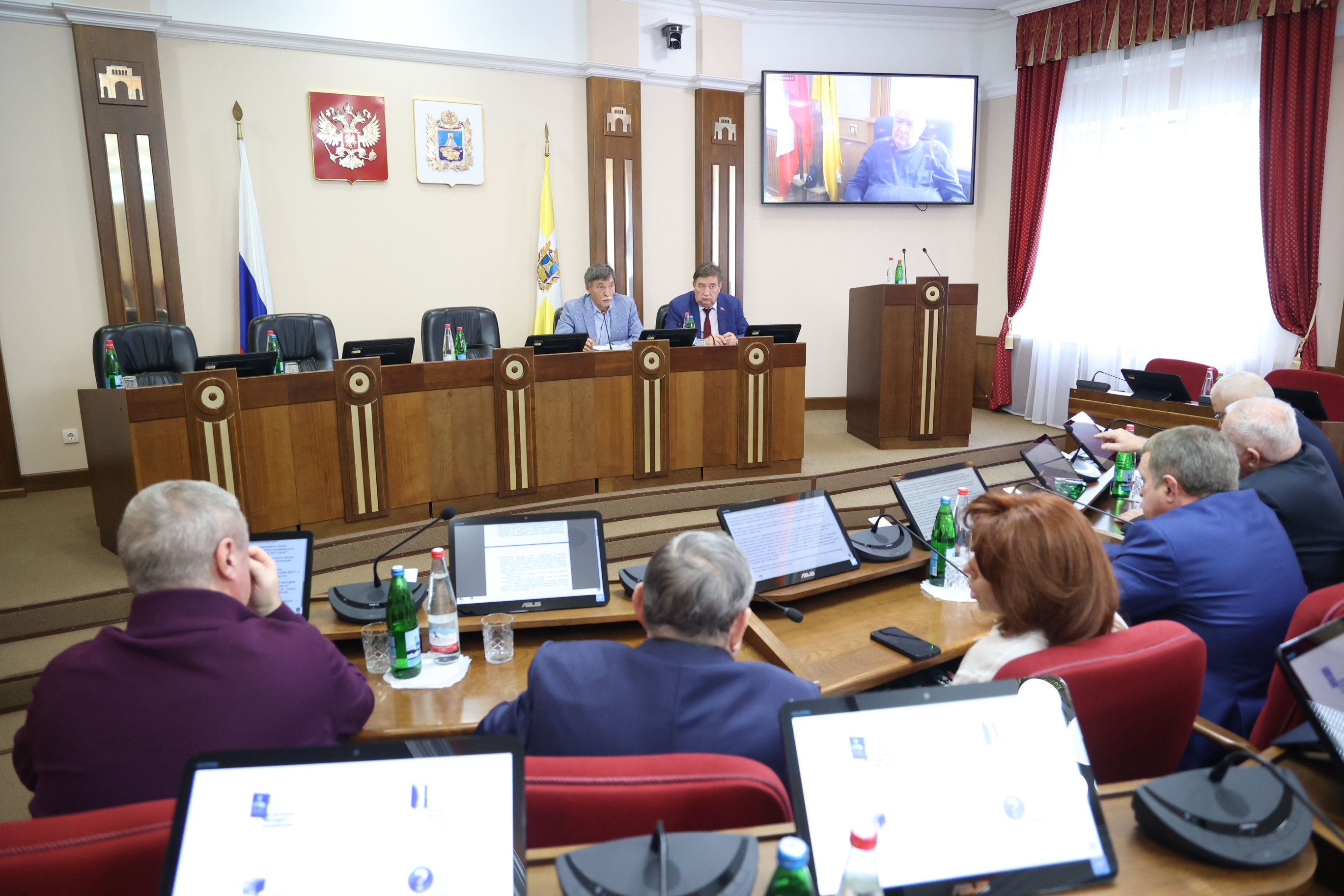 Совет Думы утвердил повестку ноябрьского заседания