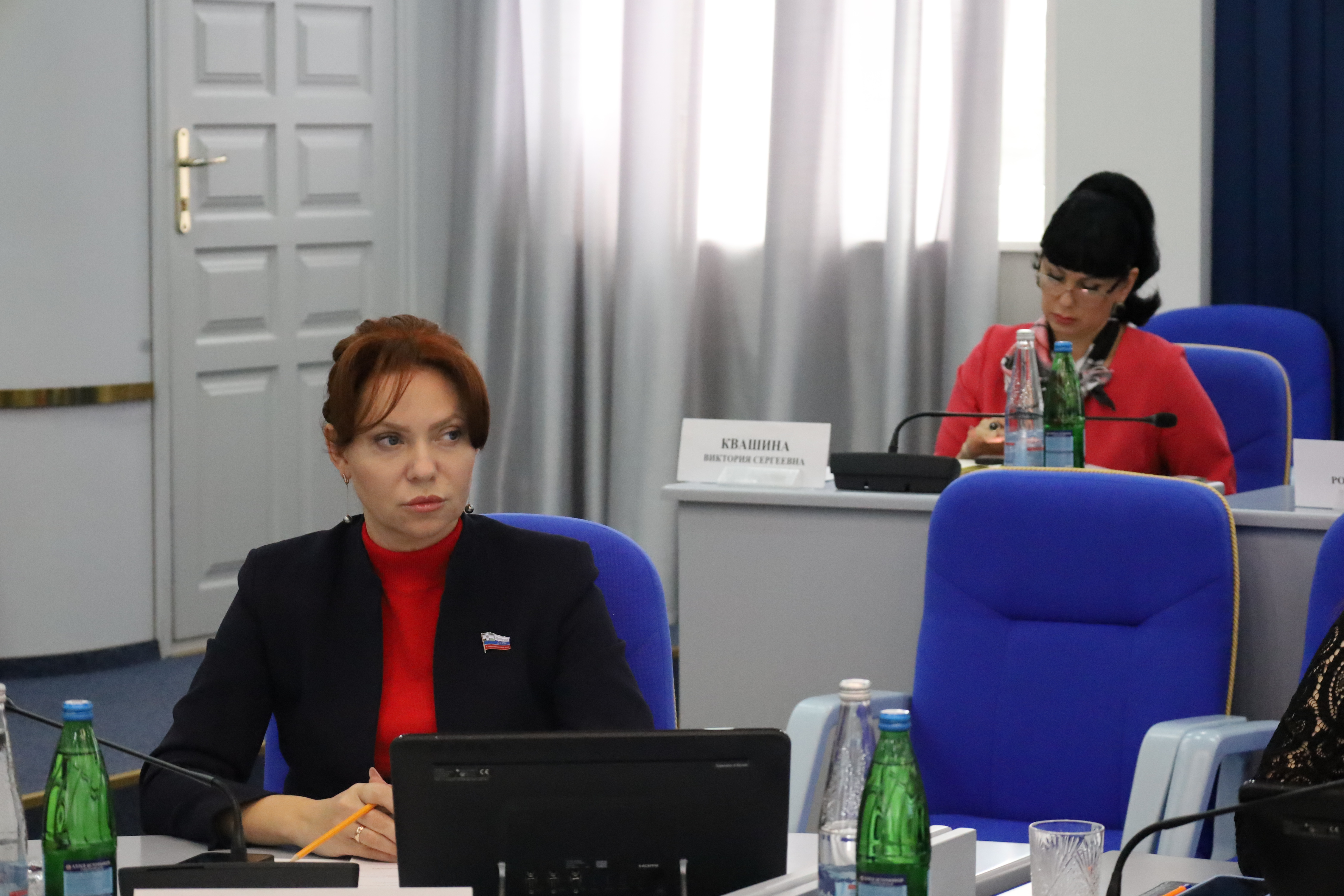 Депутаты рекомендовали принятие изменений в региональные законы социальной сферы на декабрьском заседании Думы
