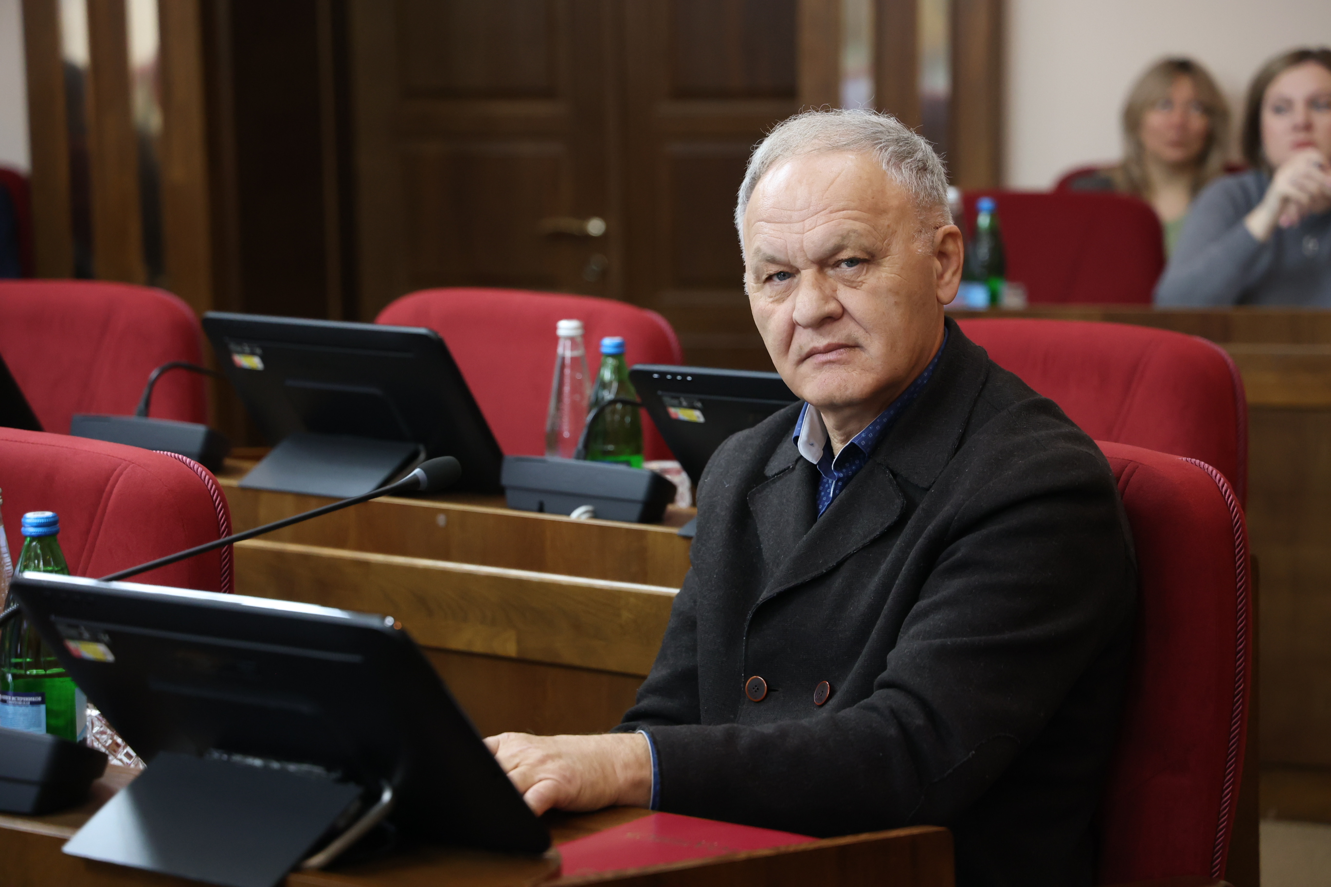 Утверждена повестка декабрьского заседания Думы