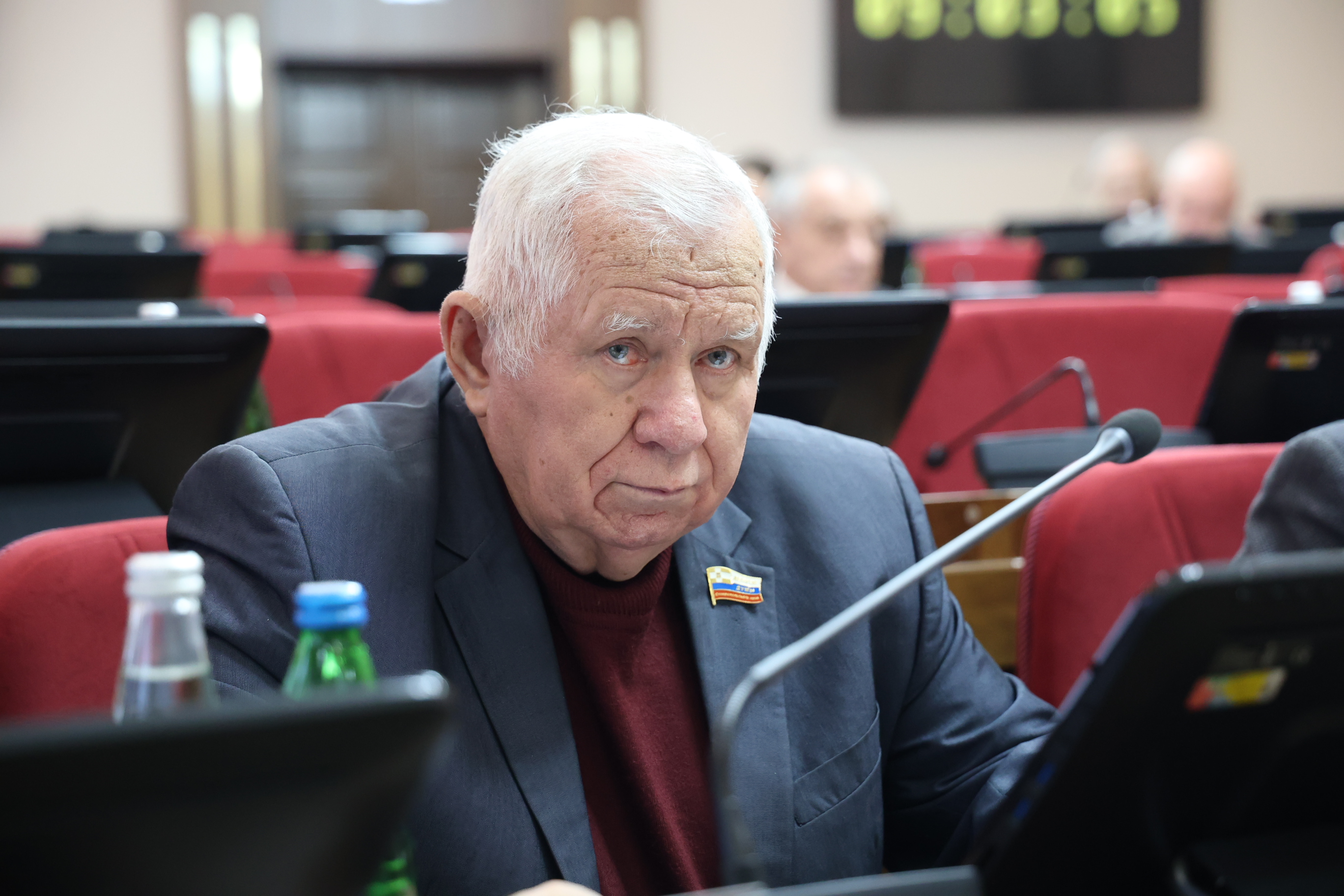 Утверждена повестка декабрьского заседания Думы