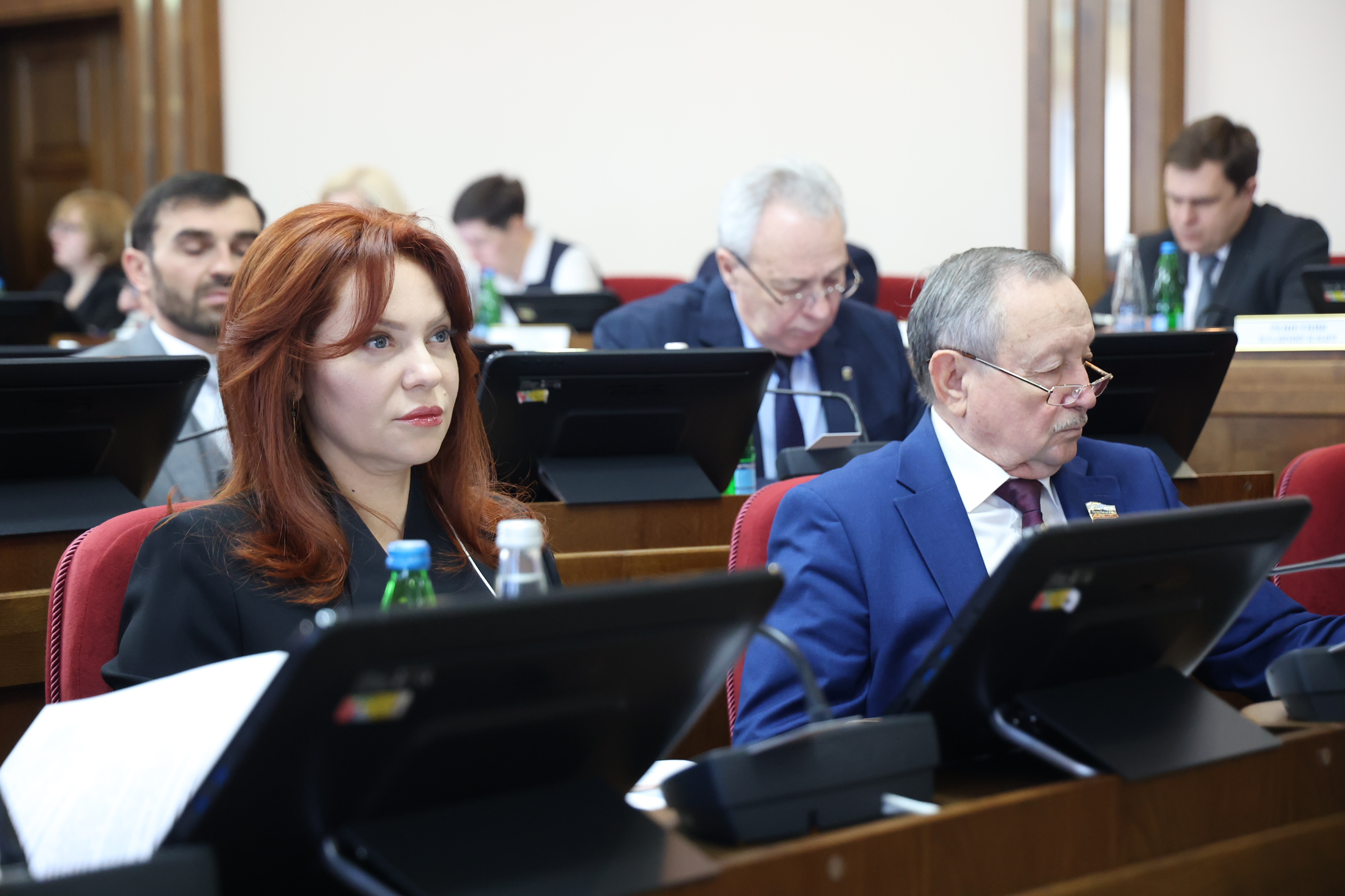 Дума Ставрополья приняла новые социальные гарантии для участников специальной военной операции