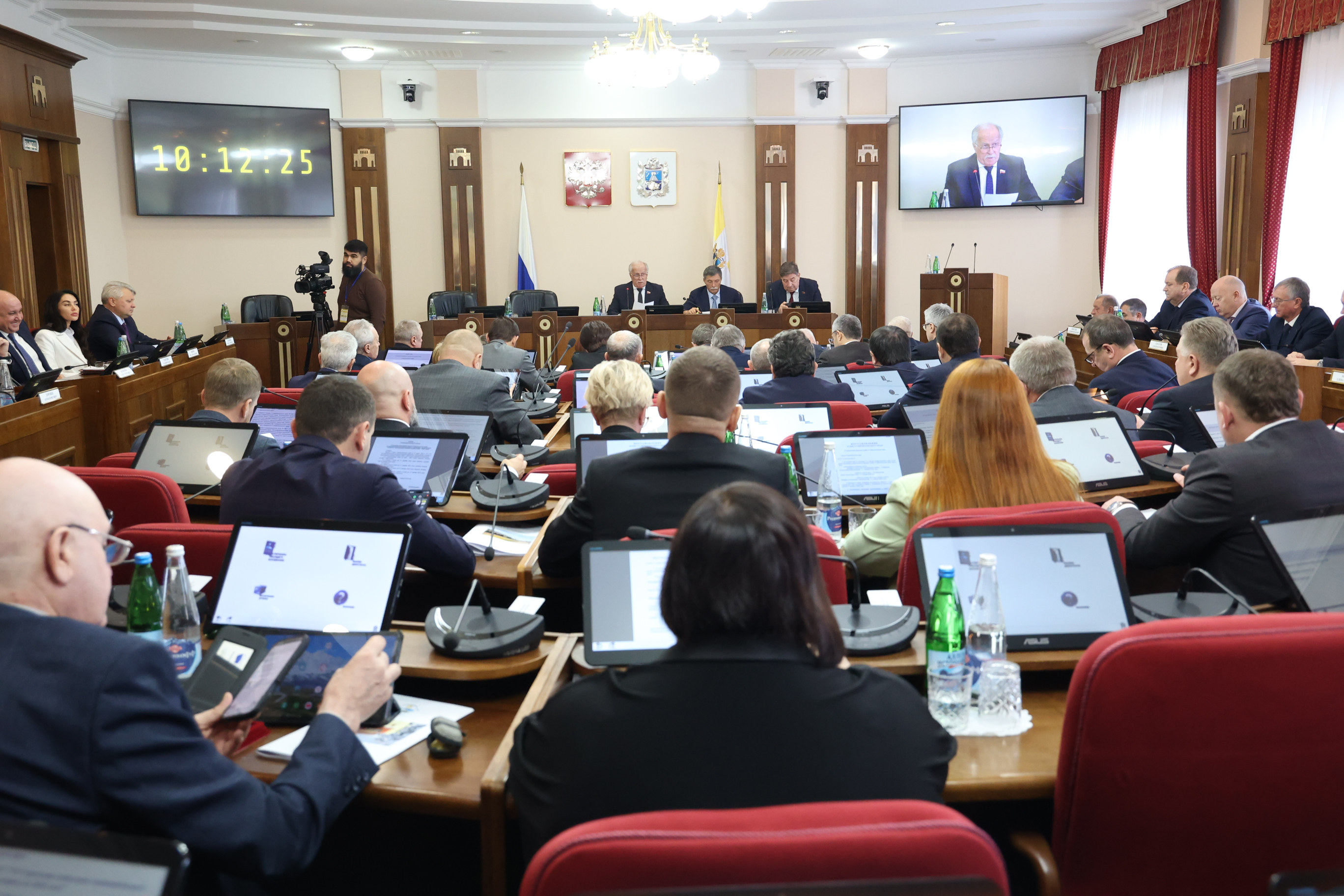 Законодательные решения декабрьского заседания Думы Ставропольского края
