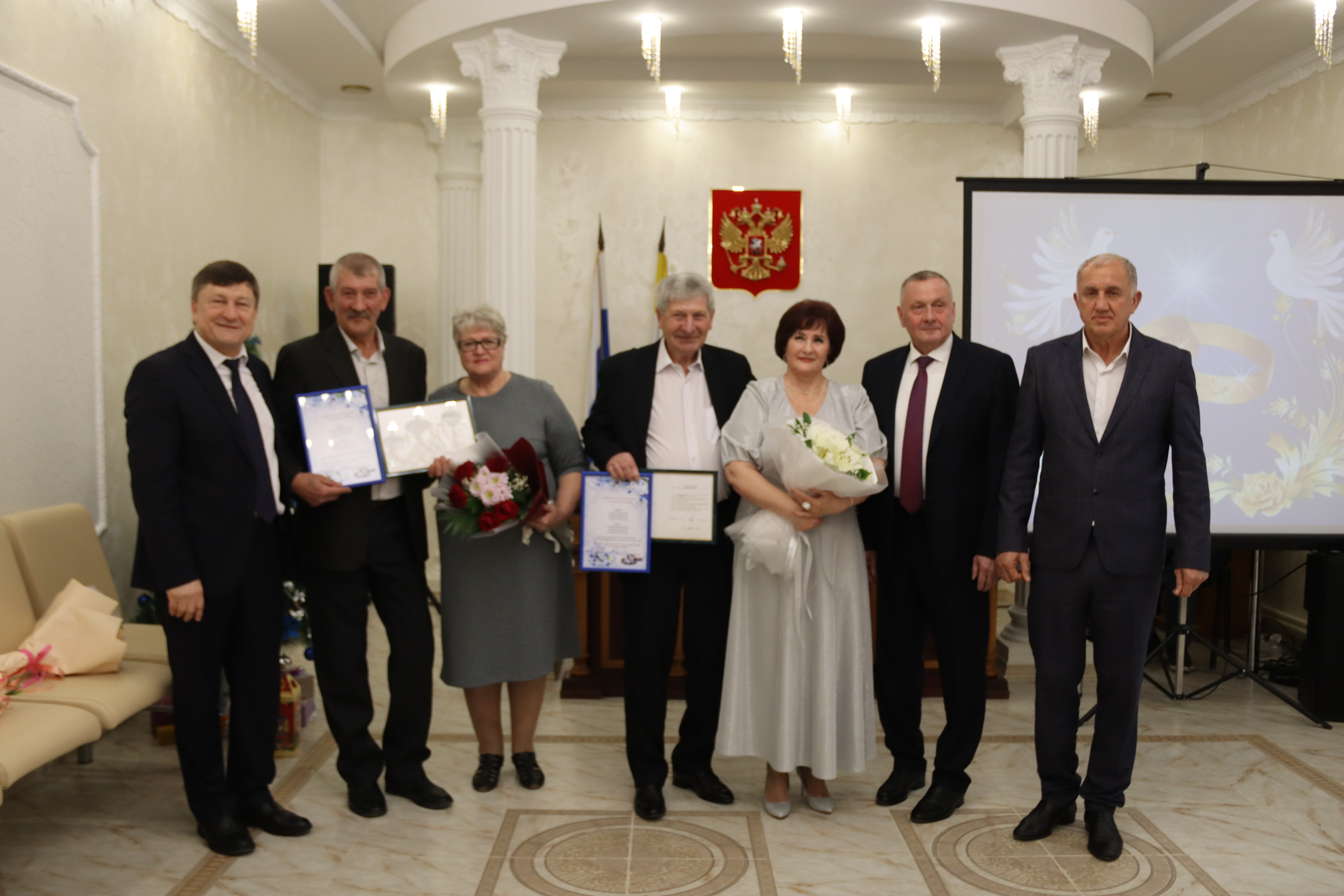 Органы ЗАГС Ставрополья отметили 105-летие деятельности