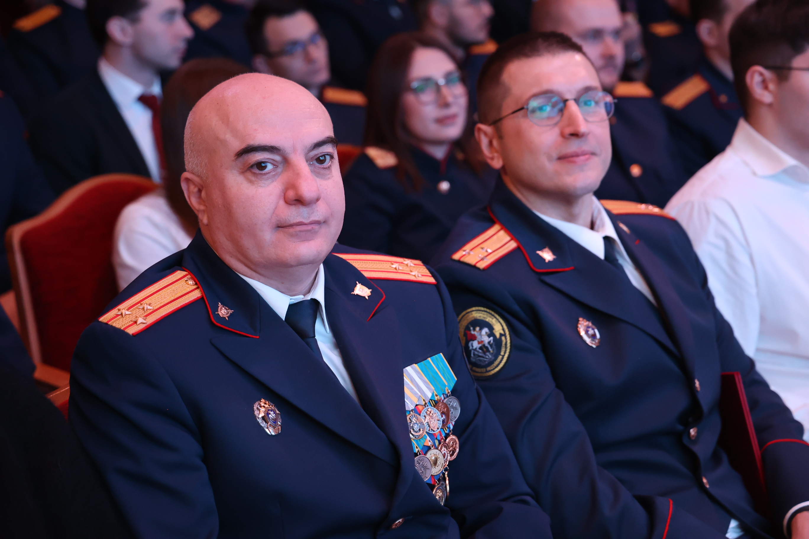 Николай Великдань поздравил следователей региона с годовщиной образования Следственного комитета России