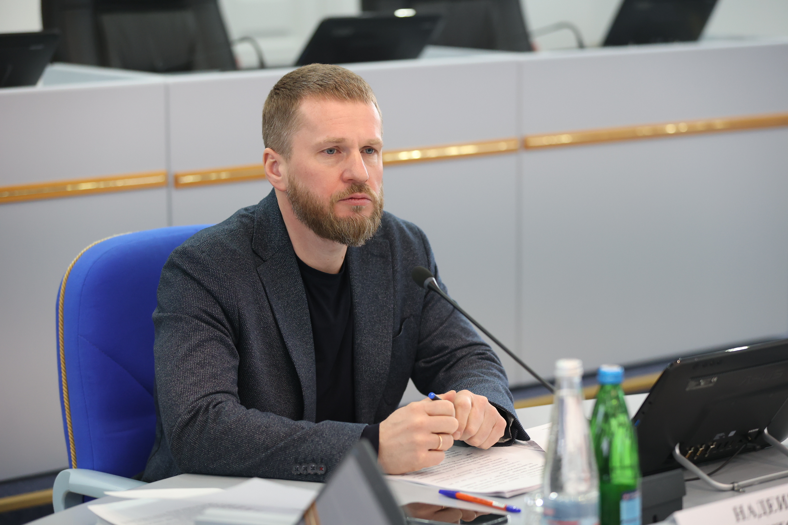 В краевой Думе продолжается работа над совершенствованием краевого закона о социальной поддержке детей-сирот