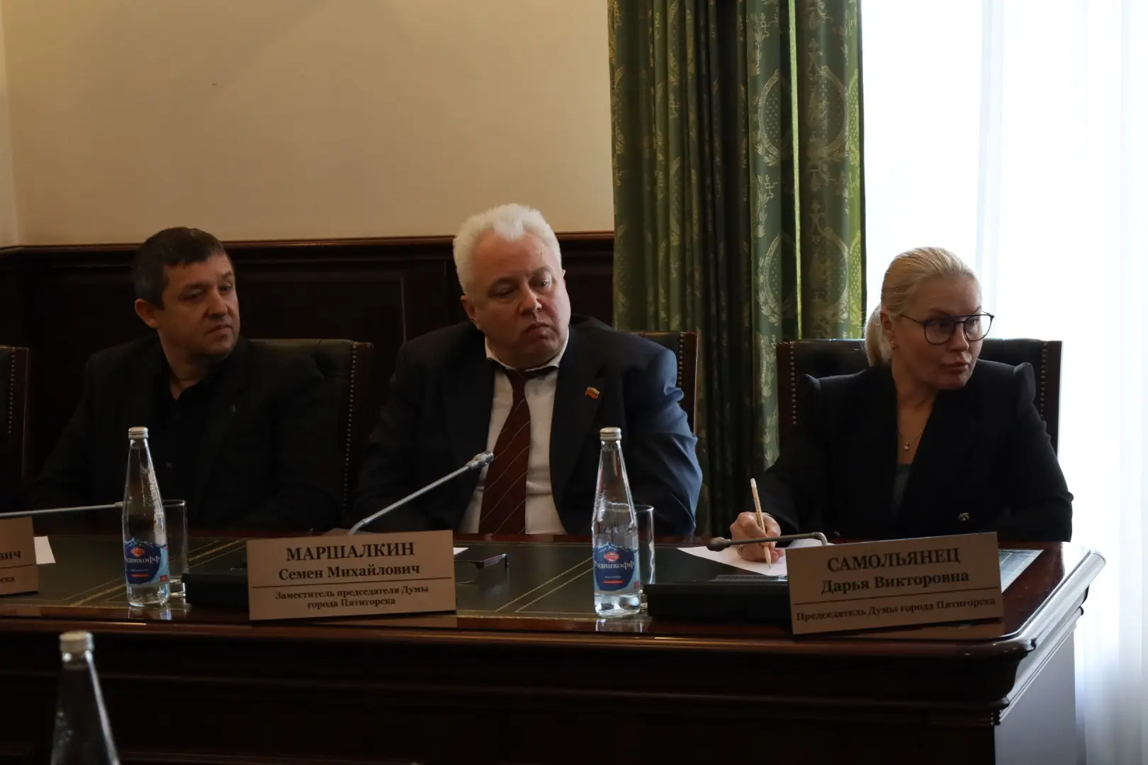 Николай Великдань провел рабочие встречи с депутатами Железноводска, Лермонтова и Пятигорска