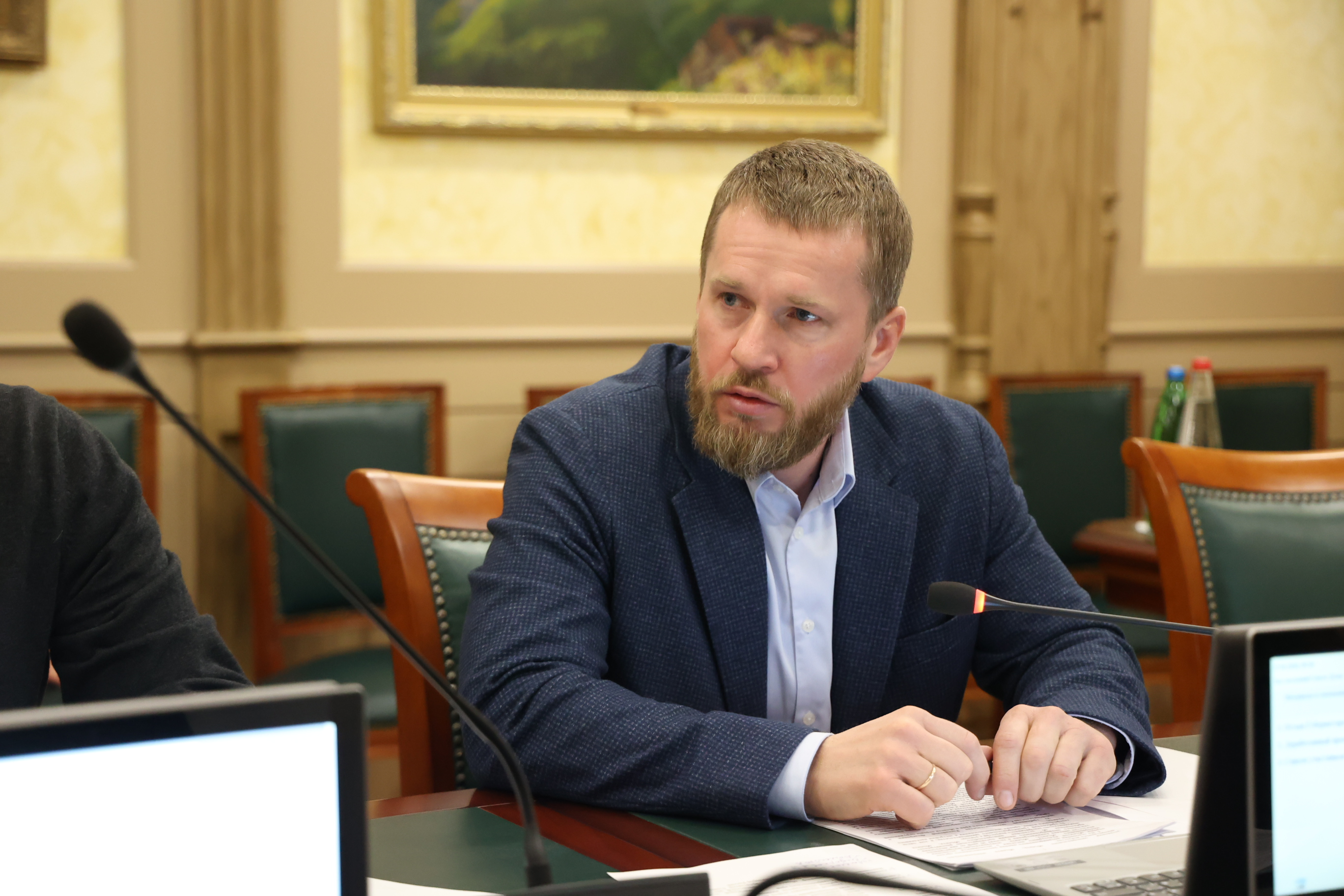 В Думе Ставропольского края продолжается работа над совершенствованием системы установки мемориальных объектов