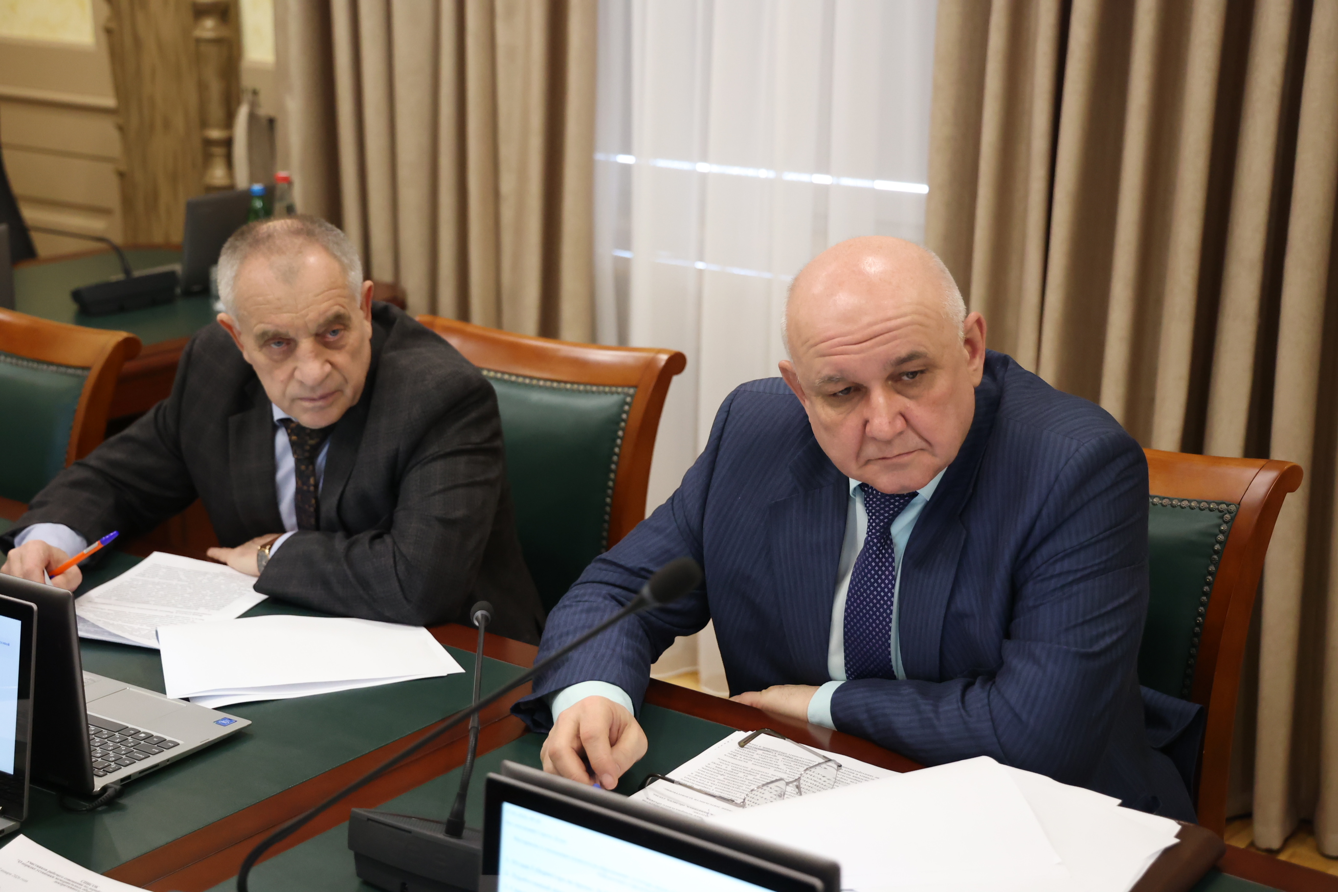 В Думе Ставропольского края продолжается работа над совершенствованием системы установки мемориальных объектов