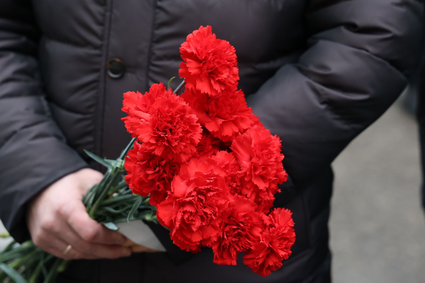 Памятник Герою России Денису Зорину открыт в Ставрополе