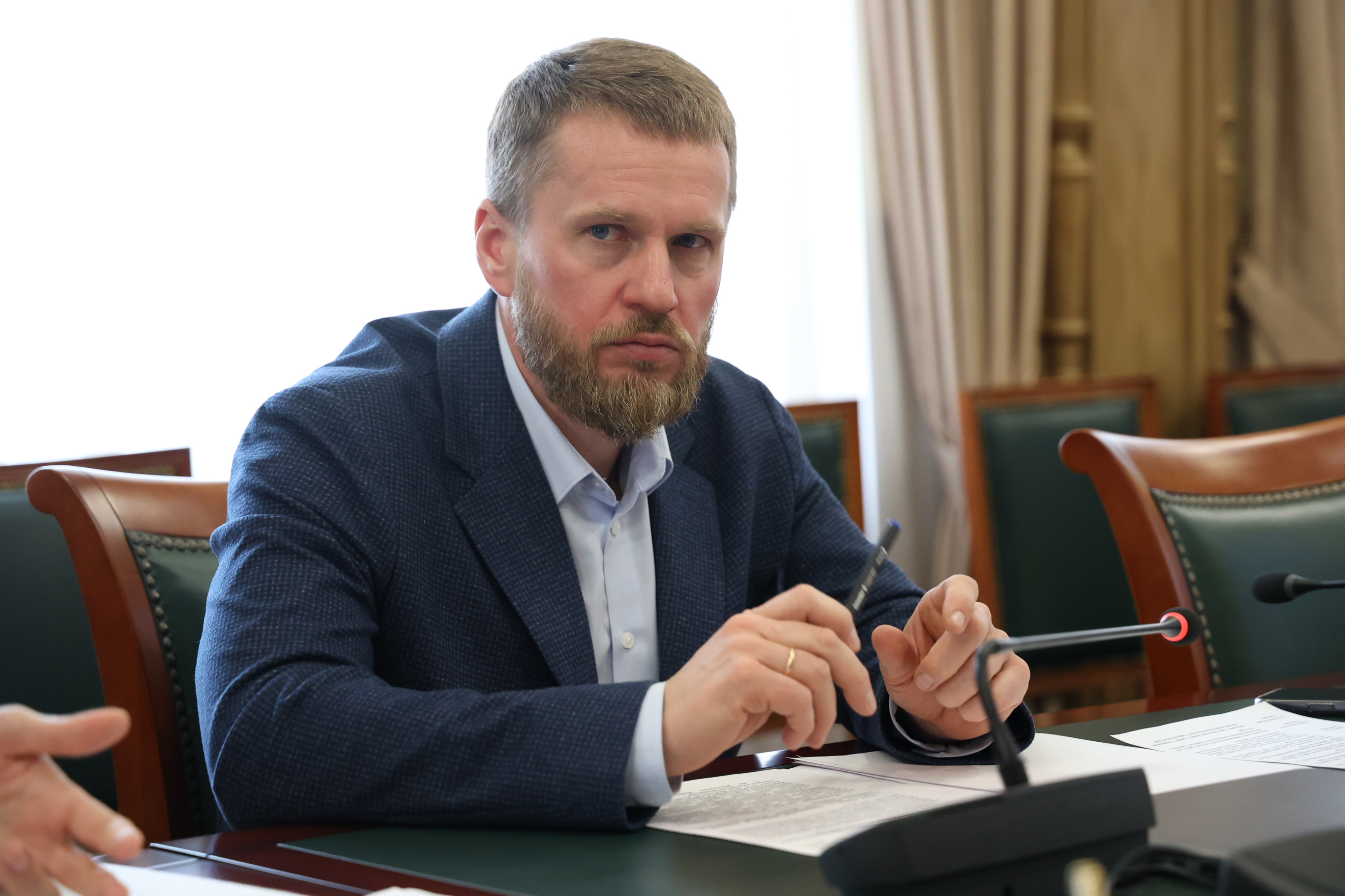 Депутаты продолжили доработку проекта краевого закона о порядке установки мемориальных объектов