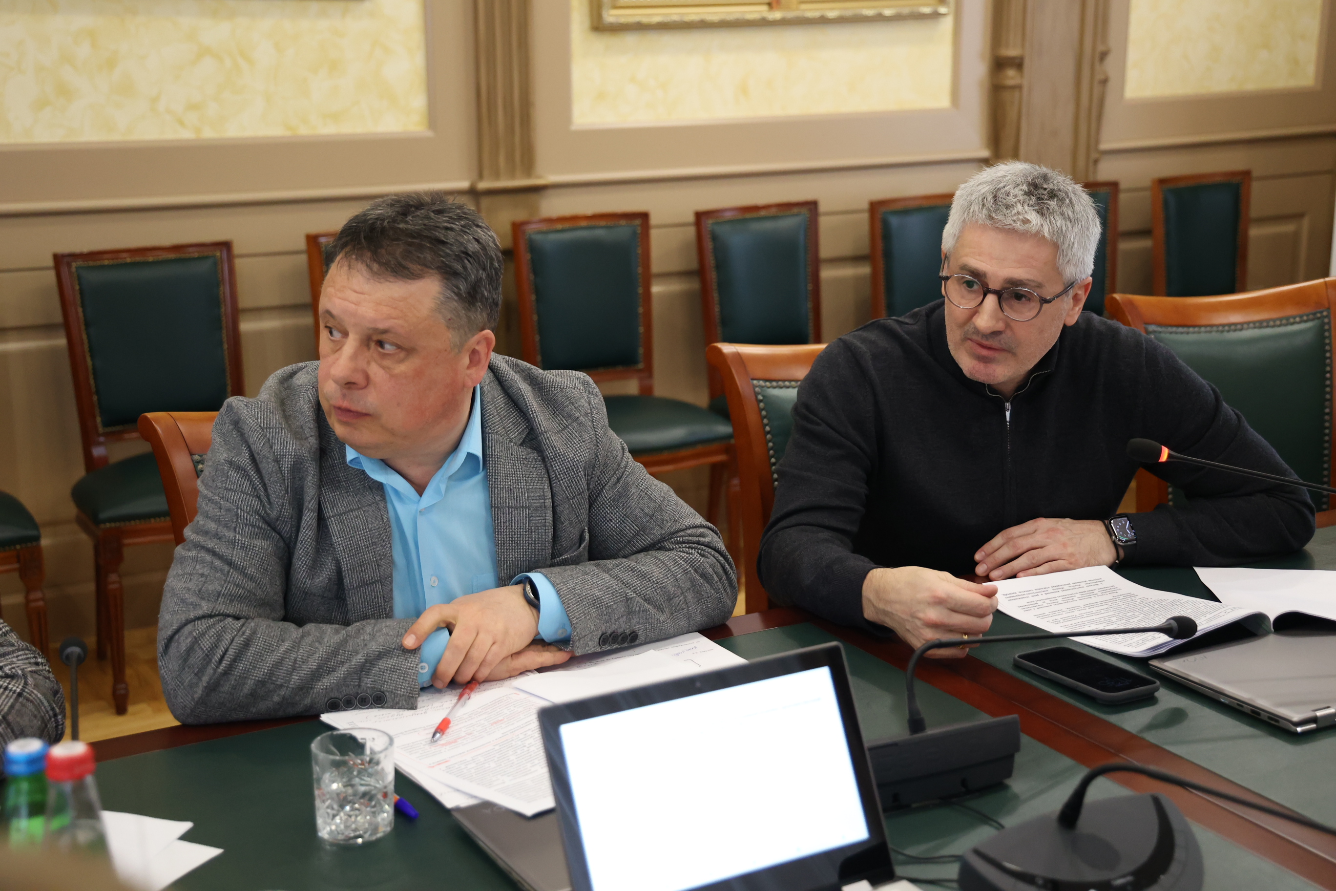 Депутаты продолжили доработку проекта краевого закона о порядке установки мемориальных объектов
