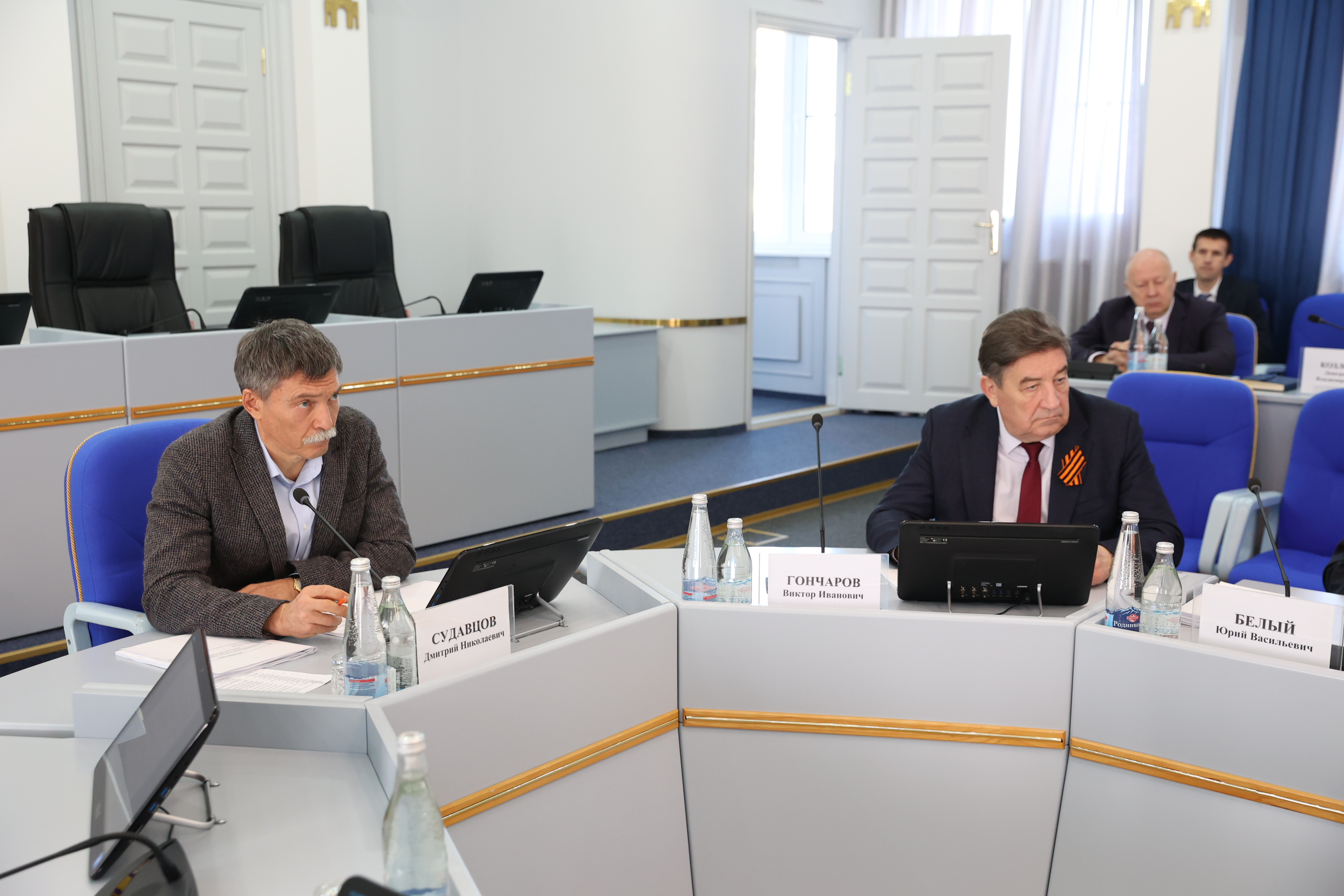 В краевой Думе продолжается подготовка законопроектов для включения в повестку мартовского заседания