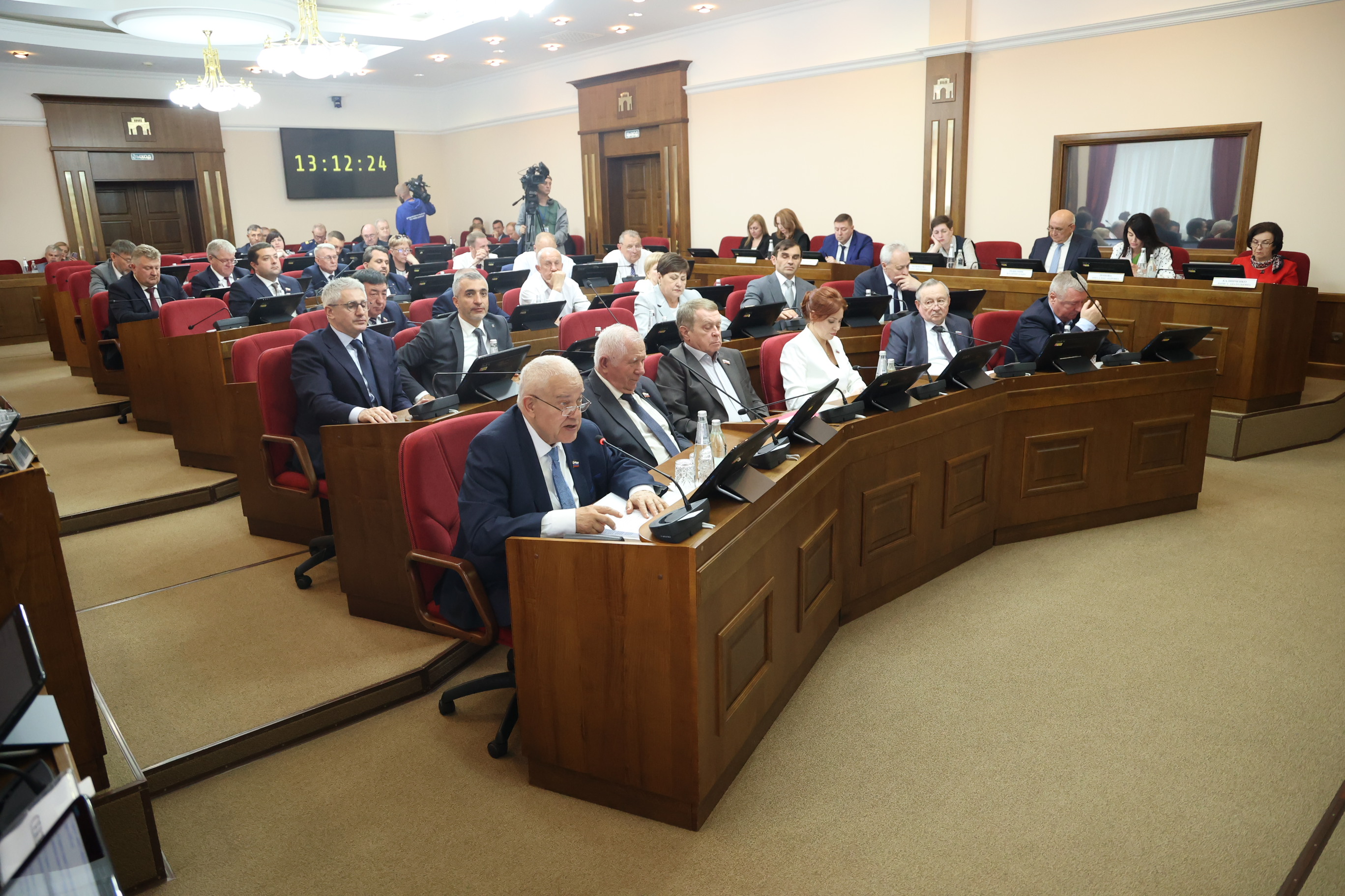 Законотворческая инициатива Молодежного парламента получила поддержку депутатов краевой Думы