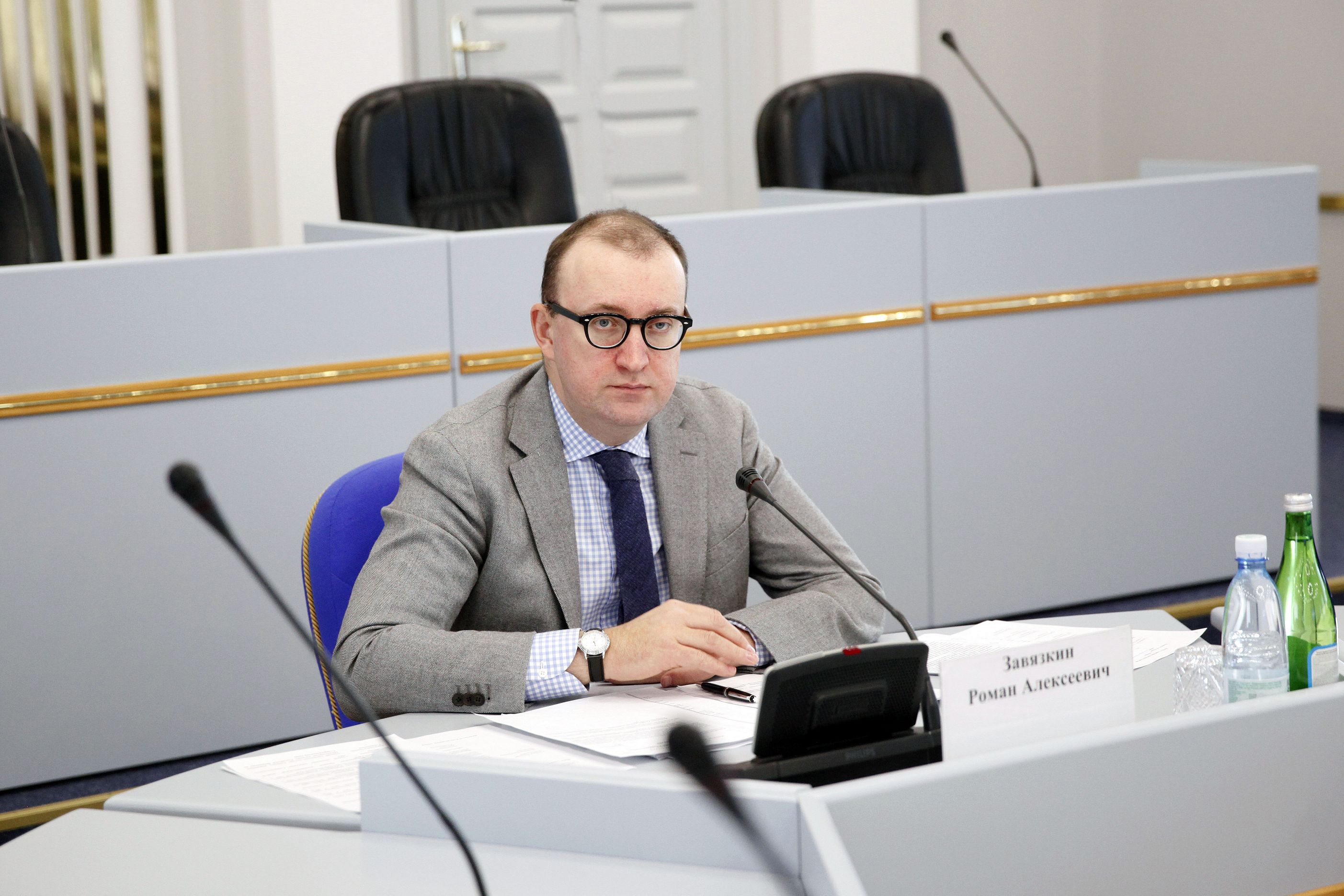 Депутаты обсудили поправки в законодательство, регулирующие сферу продажи алкоголя и безалкогольных тонизирующих напитков