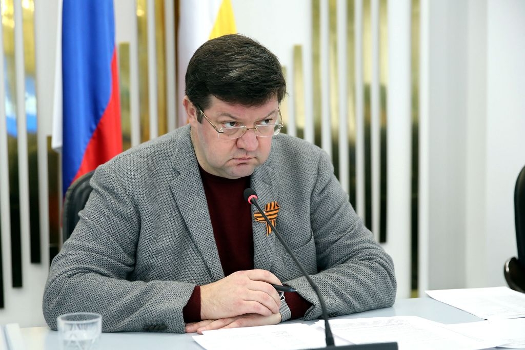 Социальным направлениям – парламентский контроль