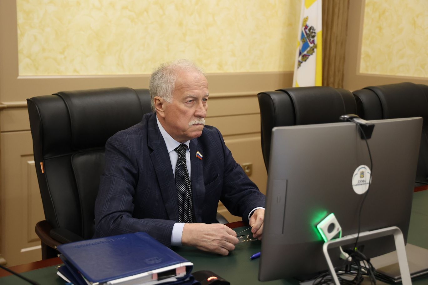 Николай Великдань поддержал предложение главы края вернуться к решению вопроса об использовании электросамокатов
