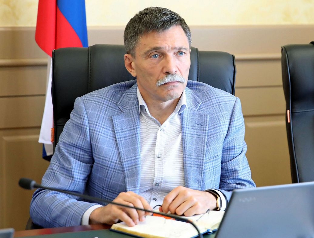 Дмитрий Судавцов: "Приоритет неизменен: проблемы округа и их решение"
