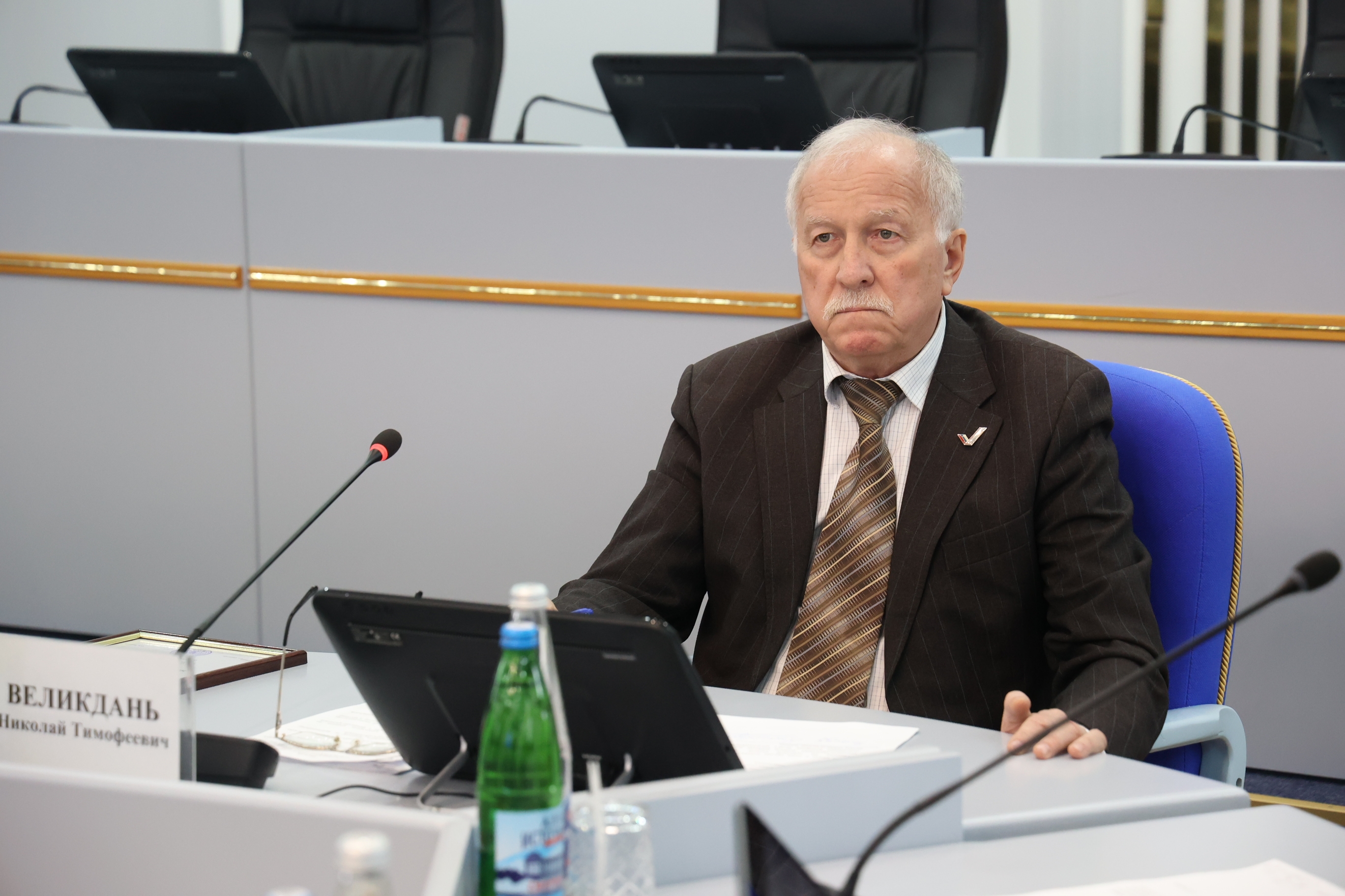 Николай Великдань призвал усилить взаимодействие депутатского корпуса с муниципалитетами
