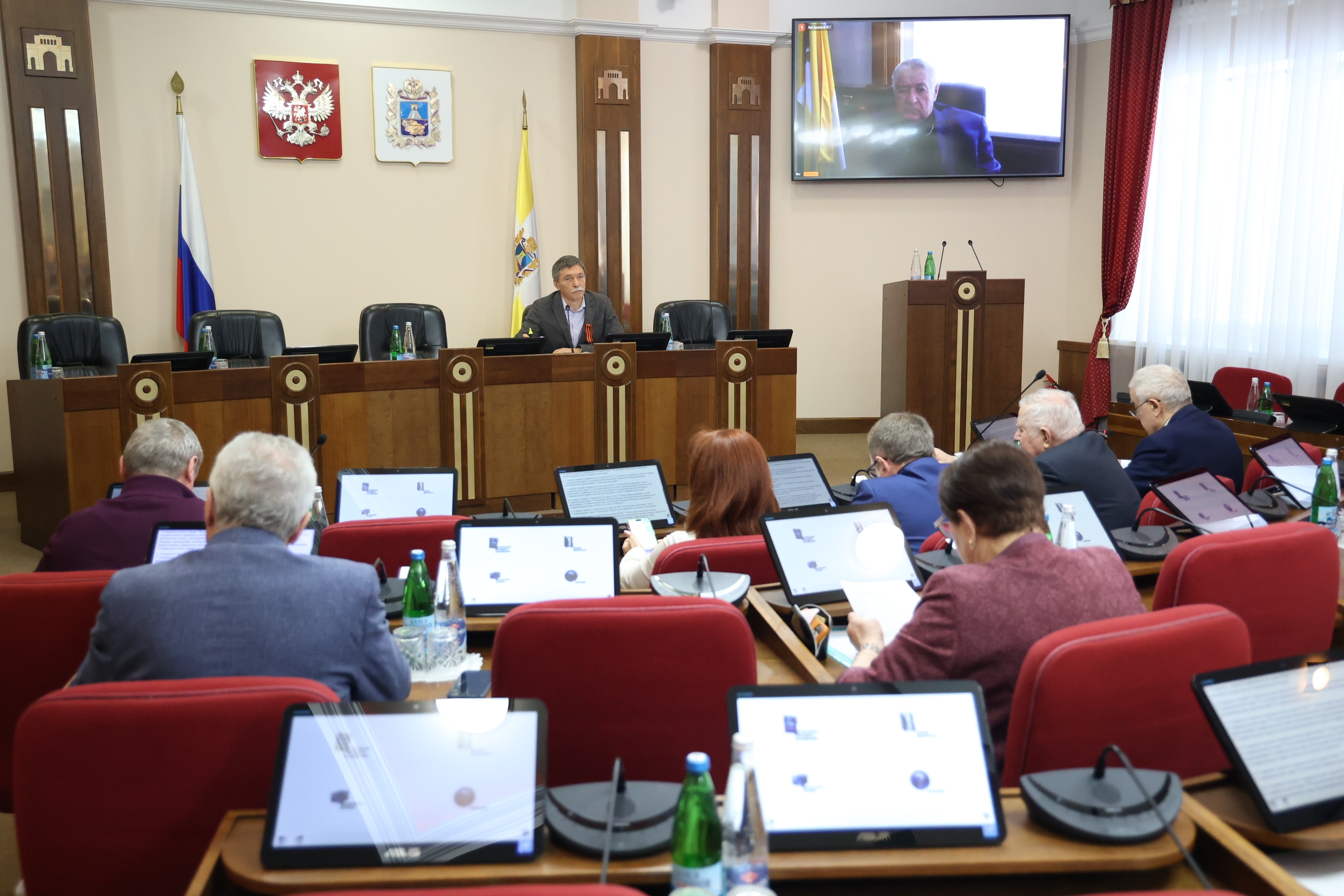Совет Думы утвердил повестку мартовского заседания