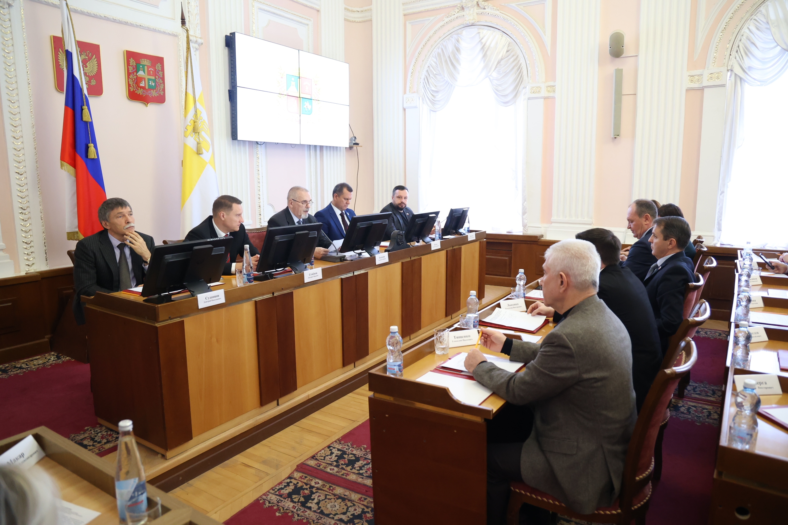 Краевые депутаты приняли участие в заседании ставропольской городской Думы