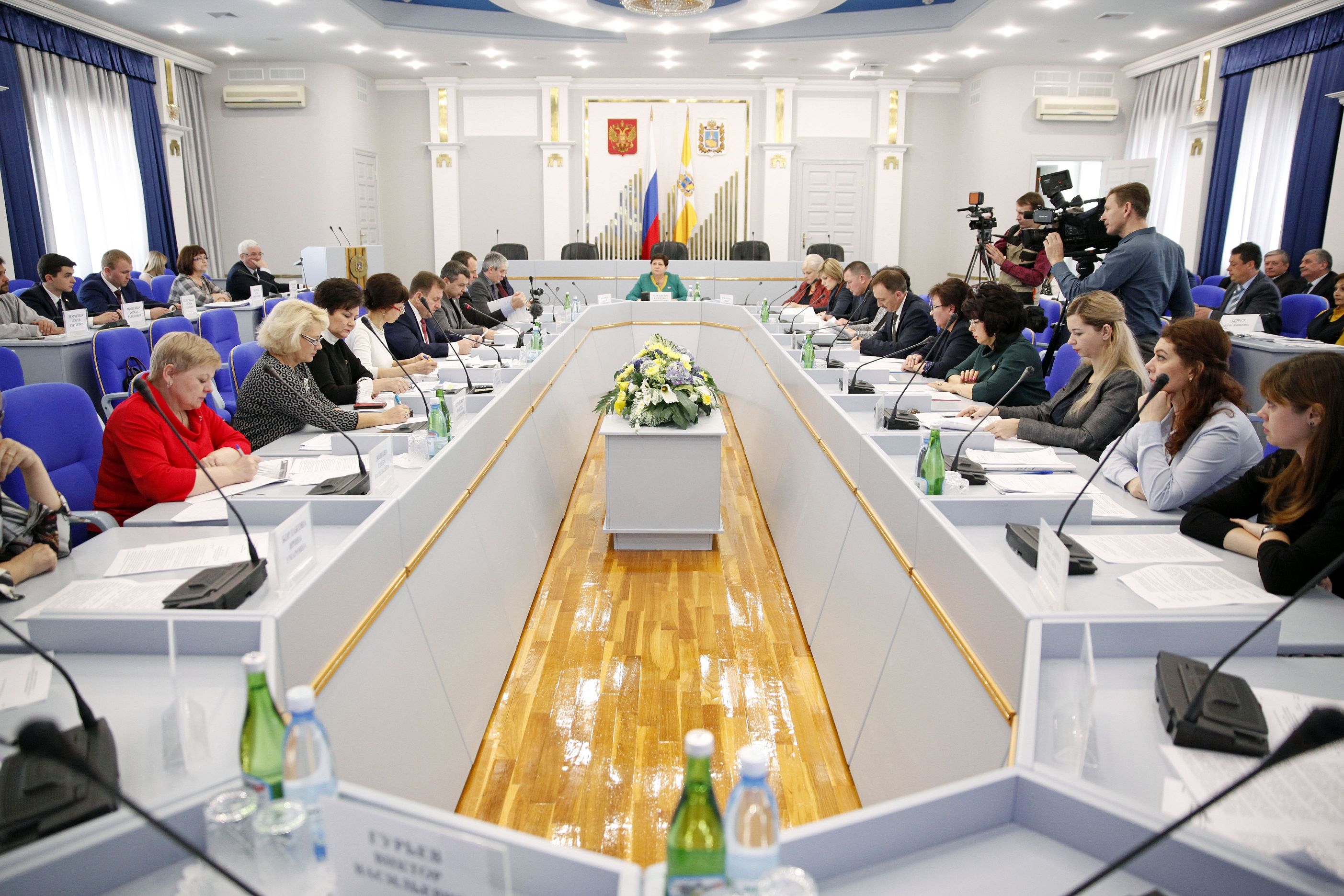 Законы под контролем