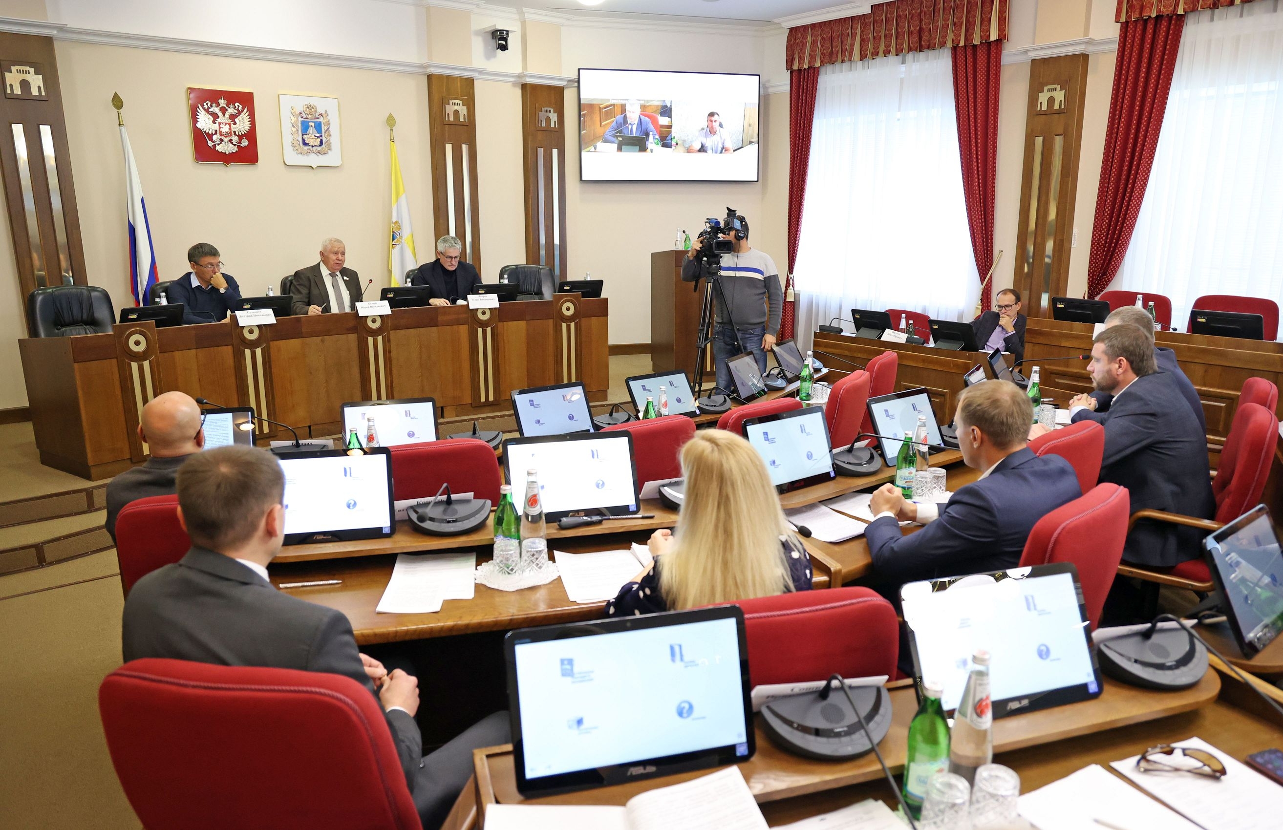 Краевые законодатели работают над совершенствованием закона о «гаражной амнистии»