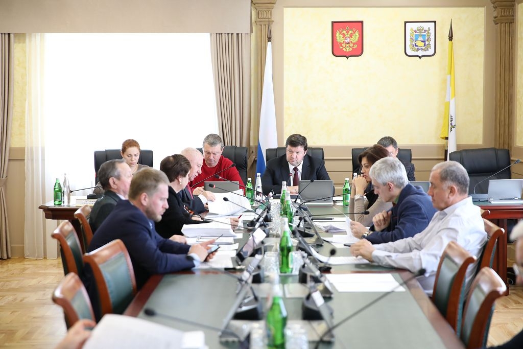 За неделю до первого заседания Думы в 2020-м