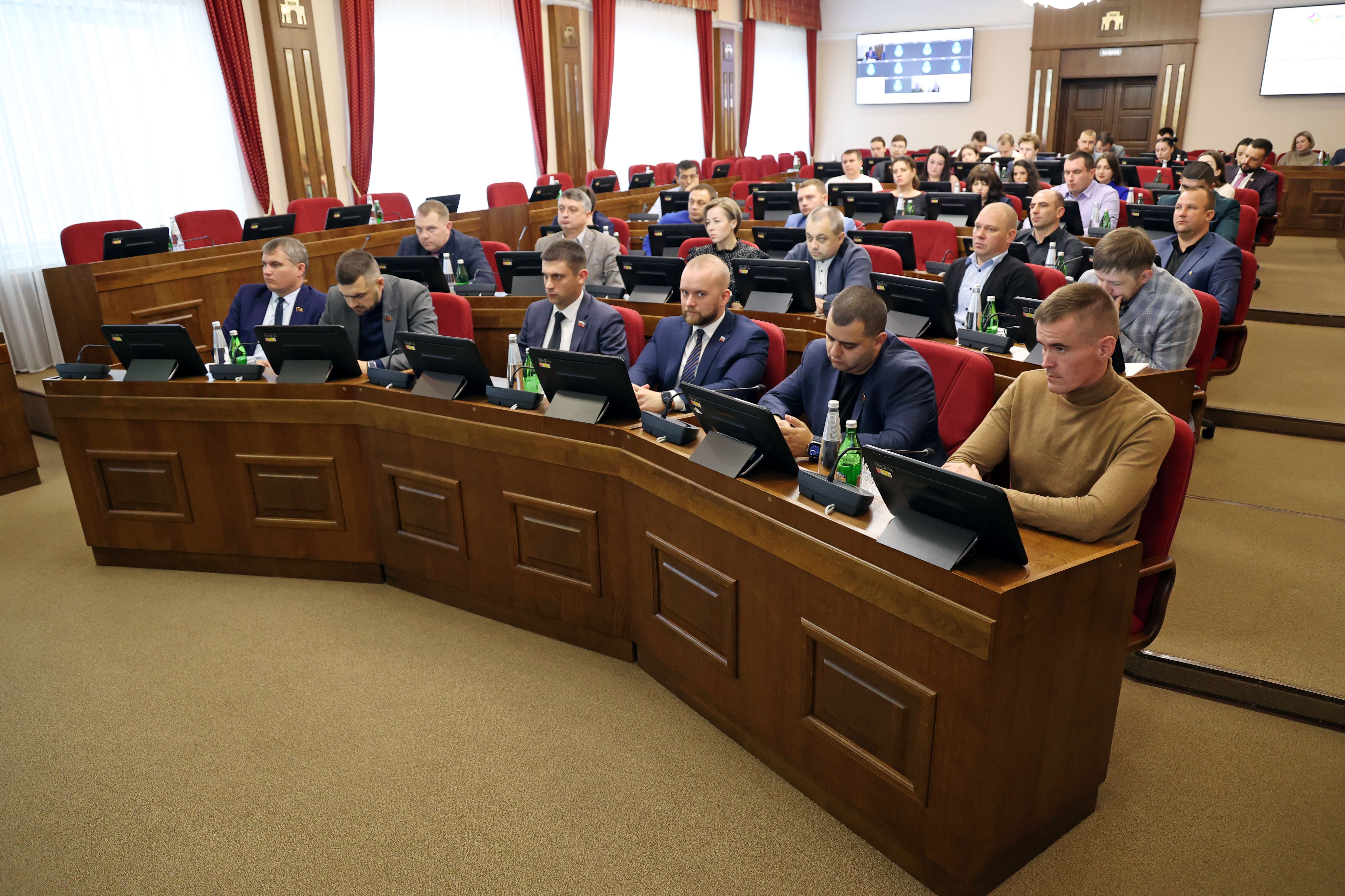 Молодые депутаты Ставрополья прошли обучение в «Школе парламентаризма»