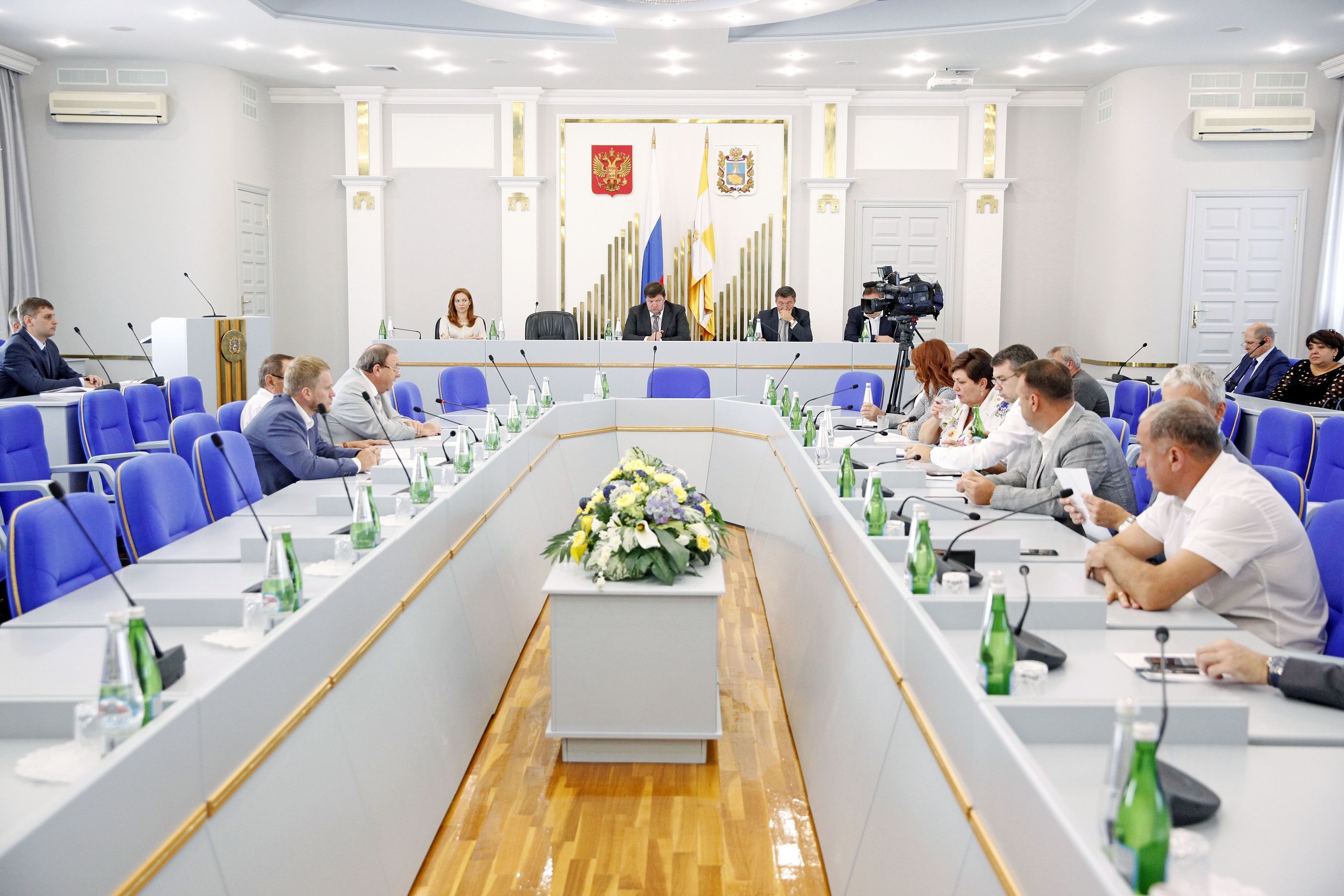 Начало новой сессии работы краевого парламента