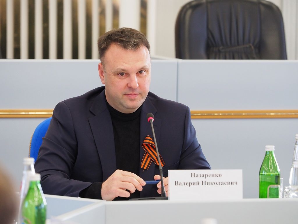 Исполнение законов под депутатским контролем