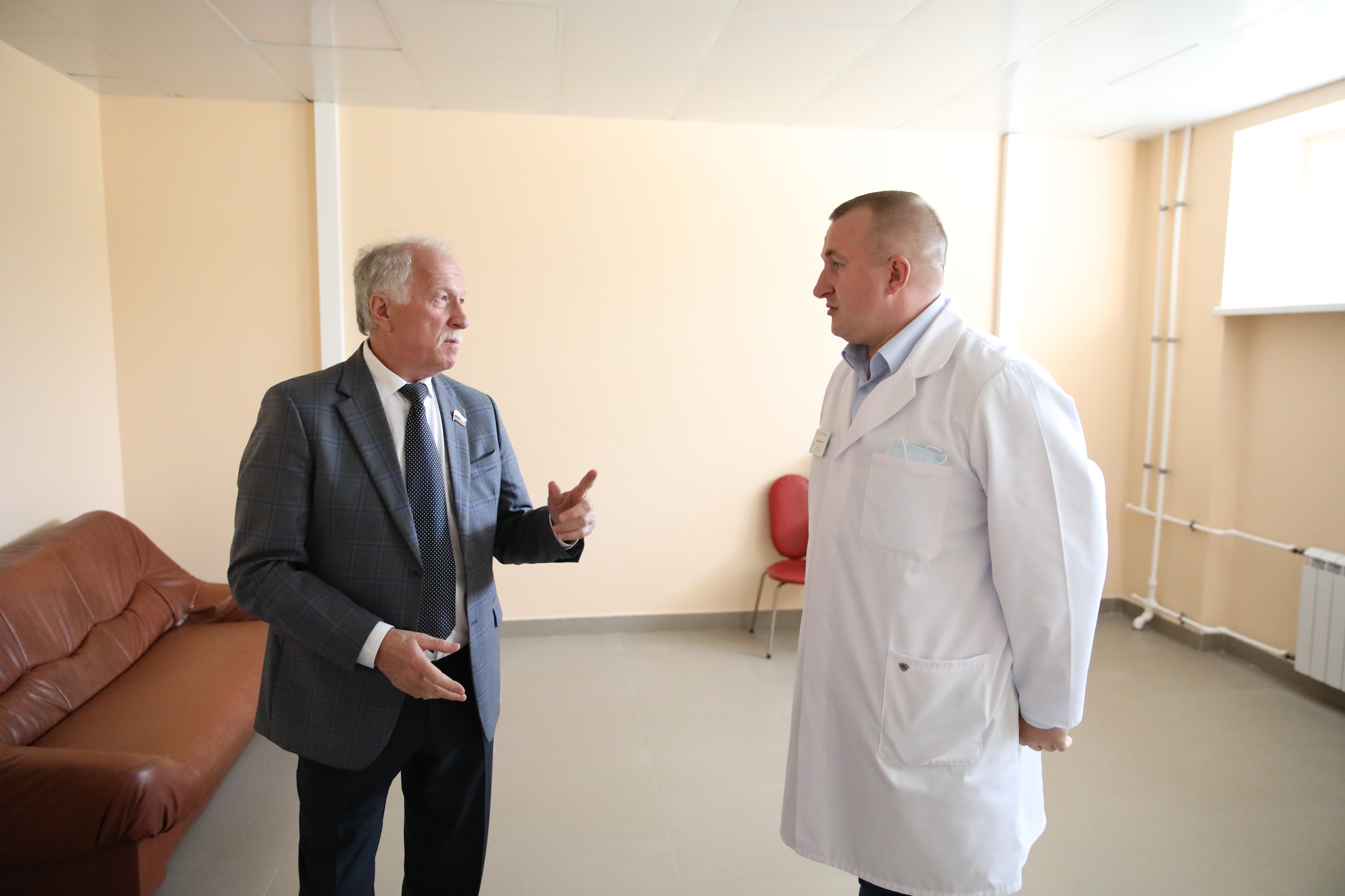 Николай Великдань проверил исполнение наказа жителей края в селе Тахта