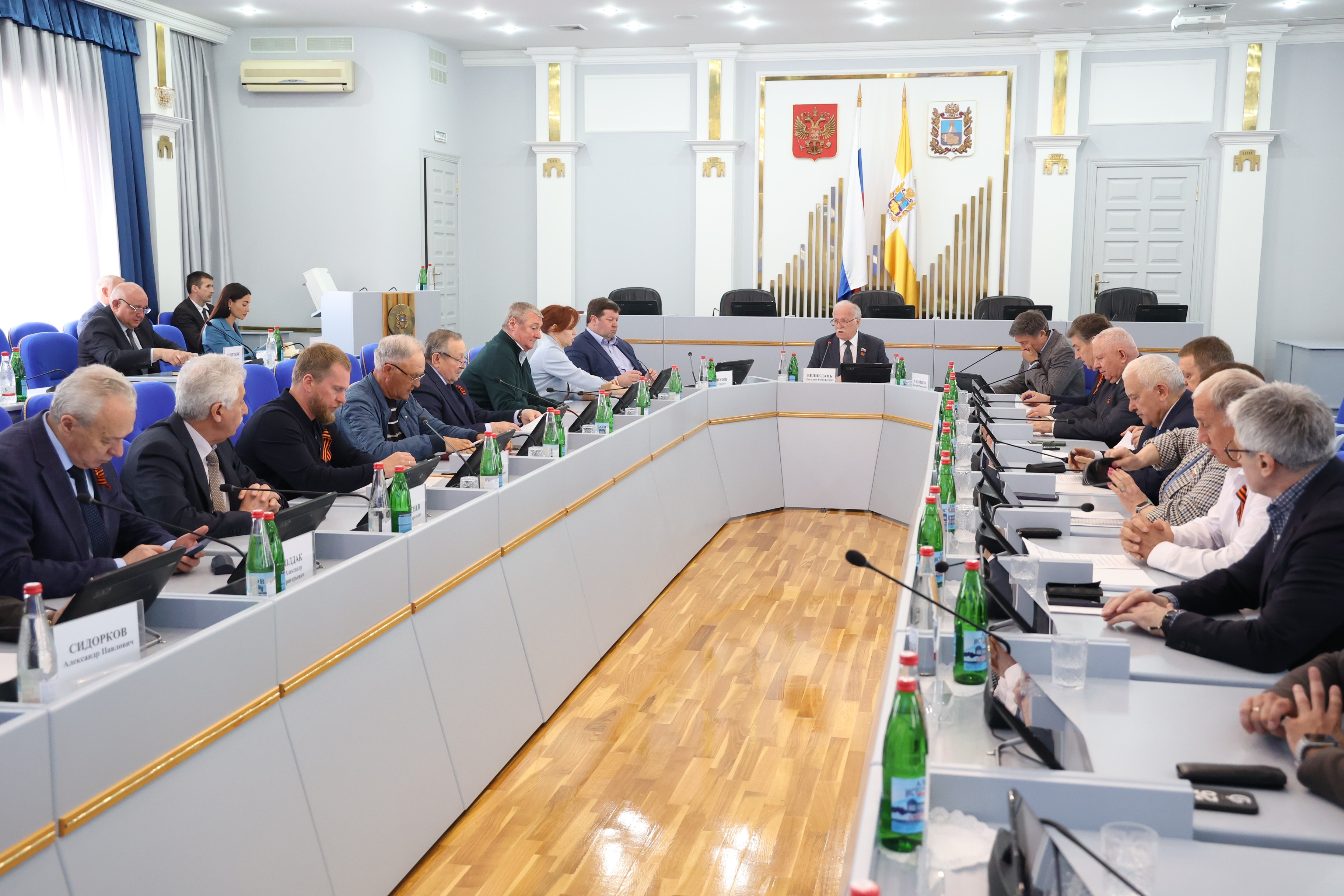 В Думе Ставрополья идет работа над проектами краевых законов для рассмотрения на майском заседании