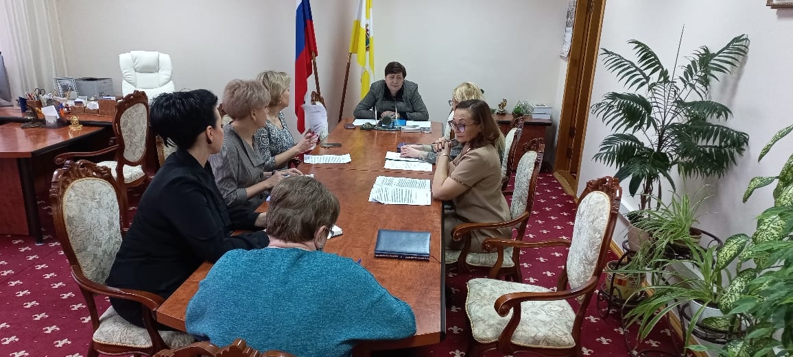 В краевой Думе обсудили изменения законодательства в связи с введением "единого пособия"