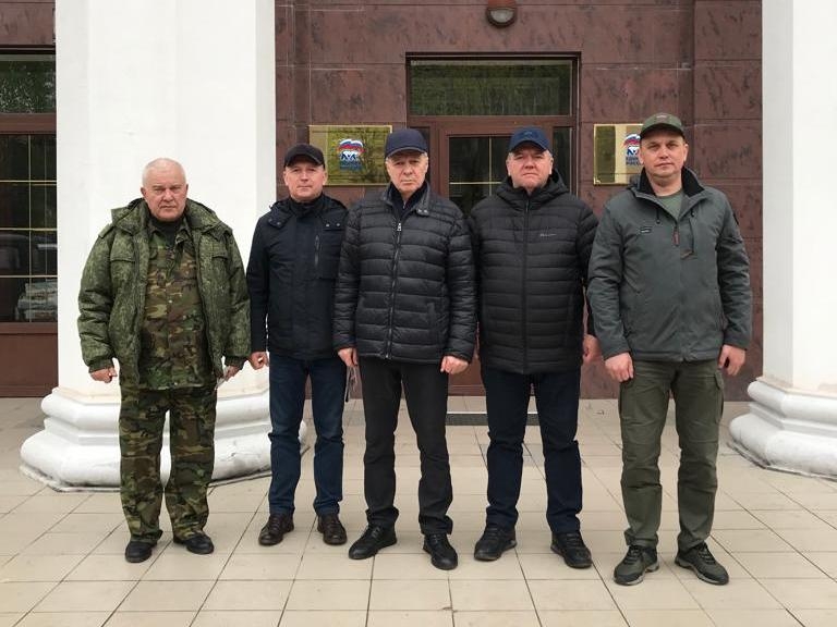 Депутаты и аппарат краевой Думы передали гуманитарный груз бойцам и жителям Луганской Народной Республики