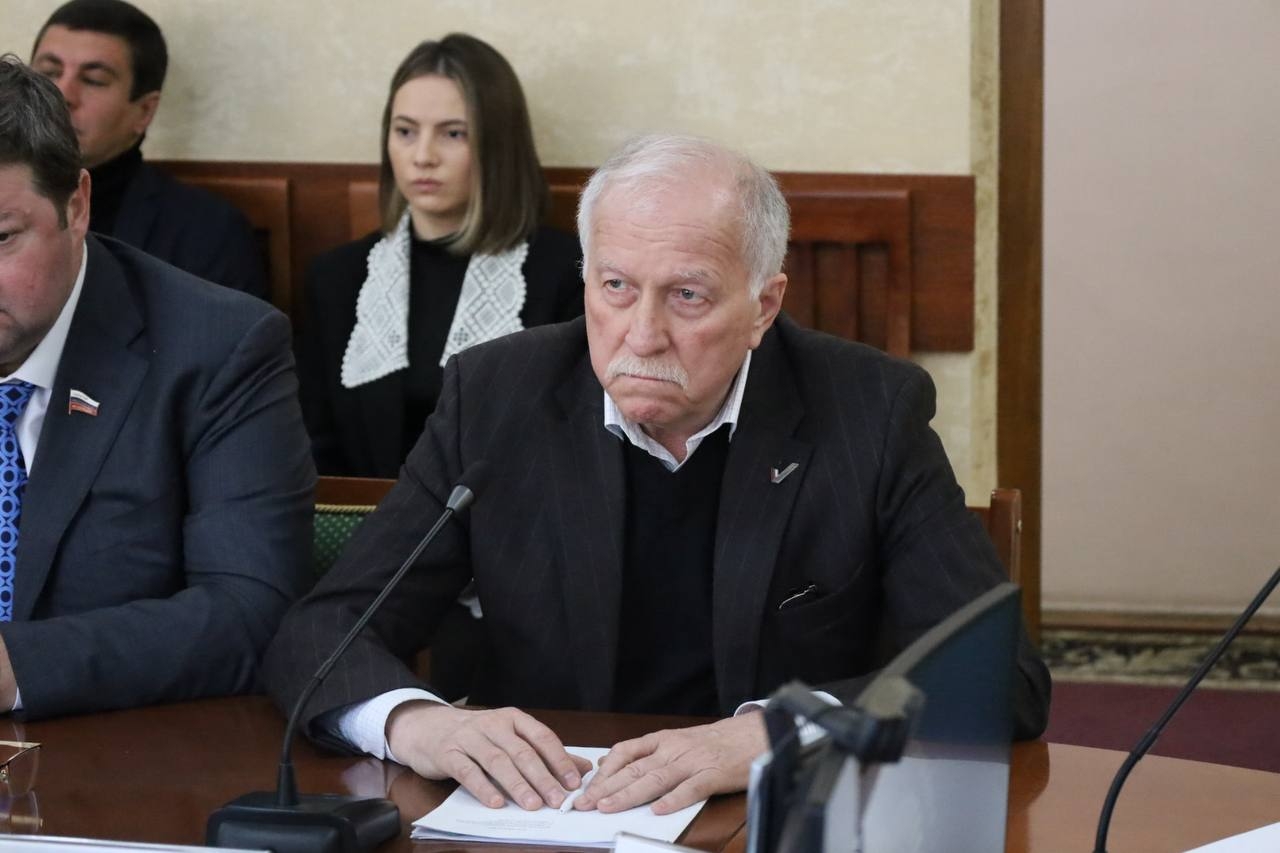 Николай Великдань подчеркнул готовность оперативно внести изменения в краевой бюджет для решения проблемы с теплоснабжением в Кисловодске