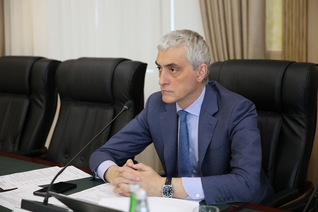 Внимание сохранению народной культуры, развитию библиотек и состоянию памятников воинской славы