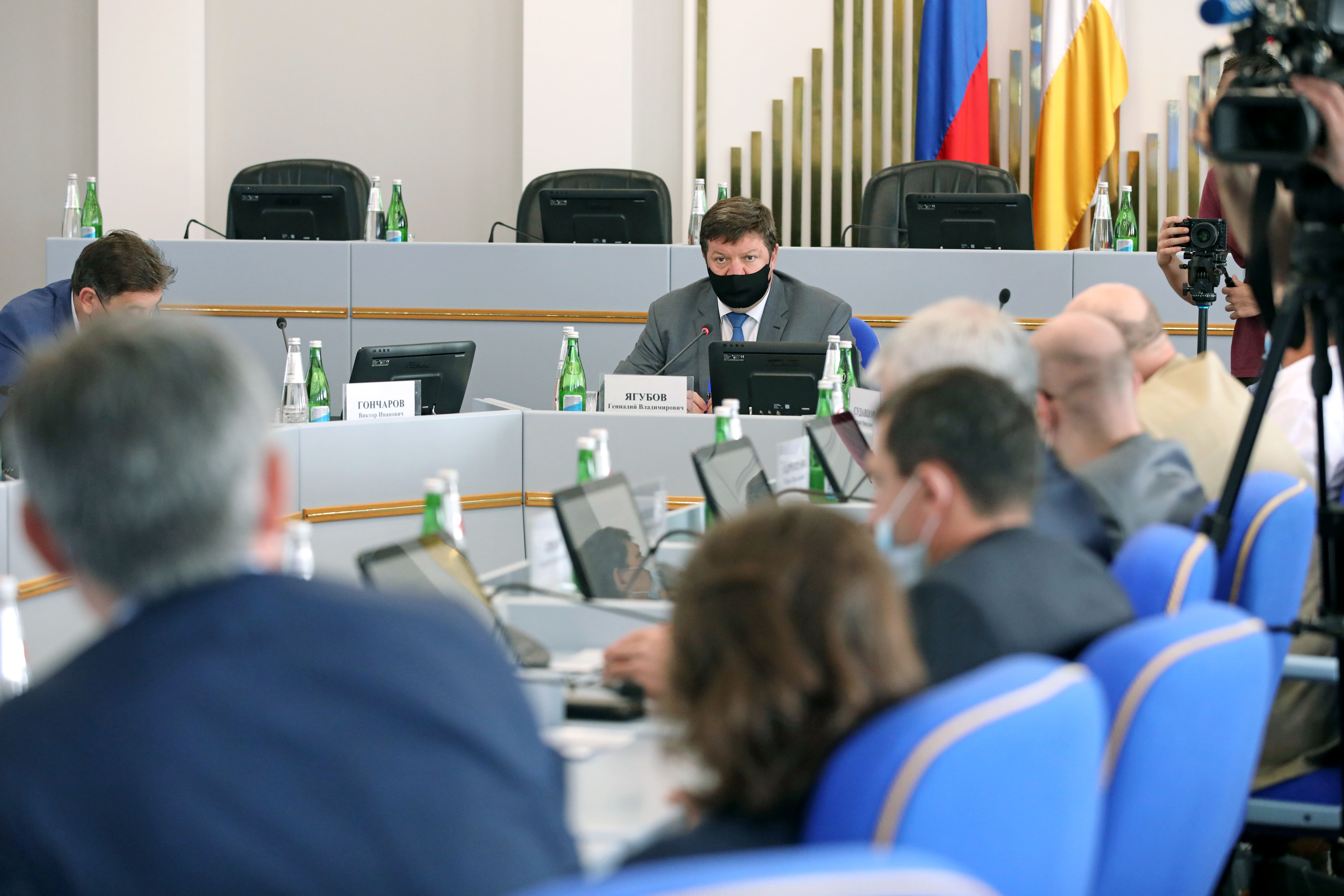 Вопросы преодоления пандемии обсудили с непарламентскими партиями в краевой Думе