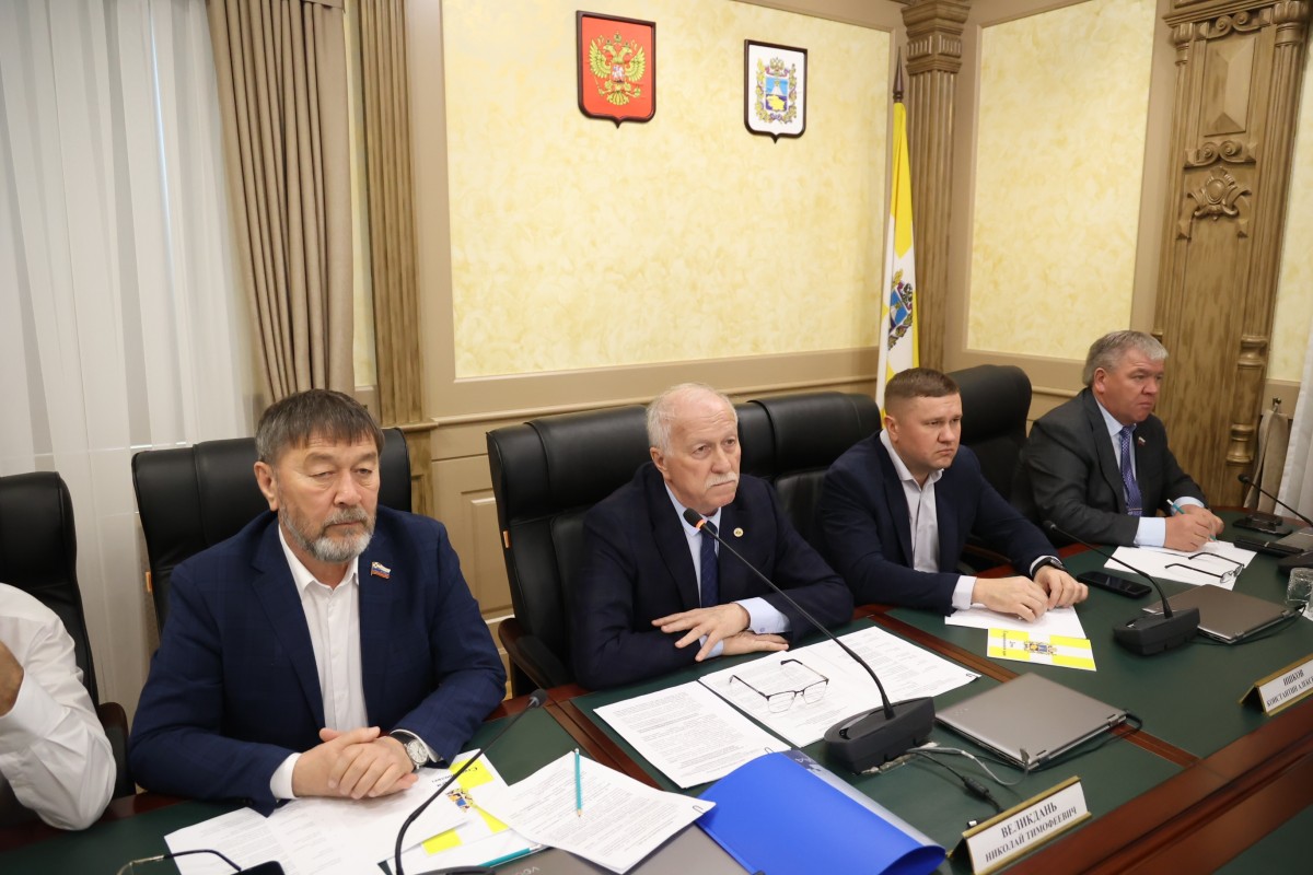 В краевой Думе обсудили вопросы развития мелиорации на Ставрополье