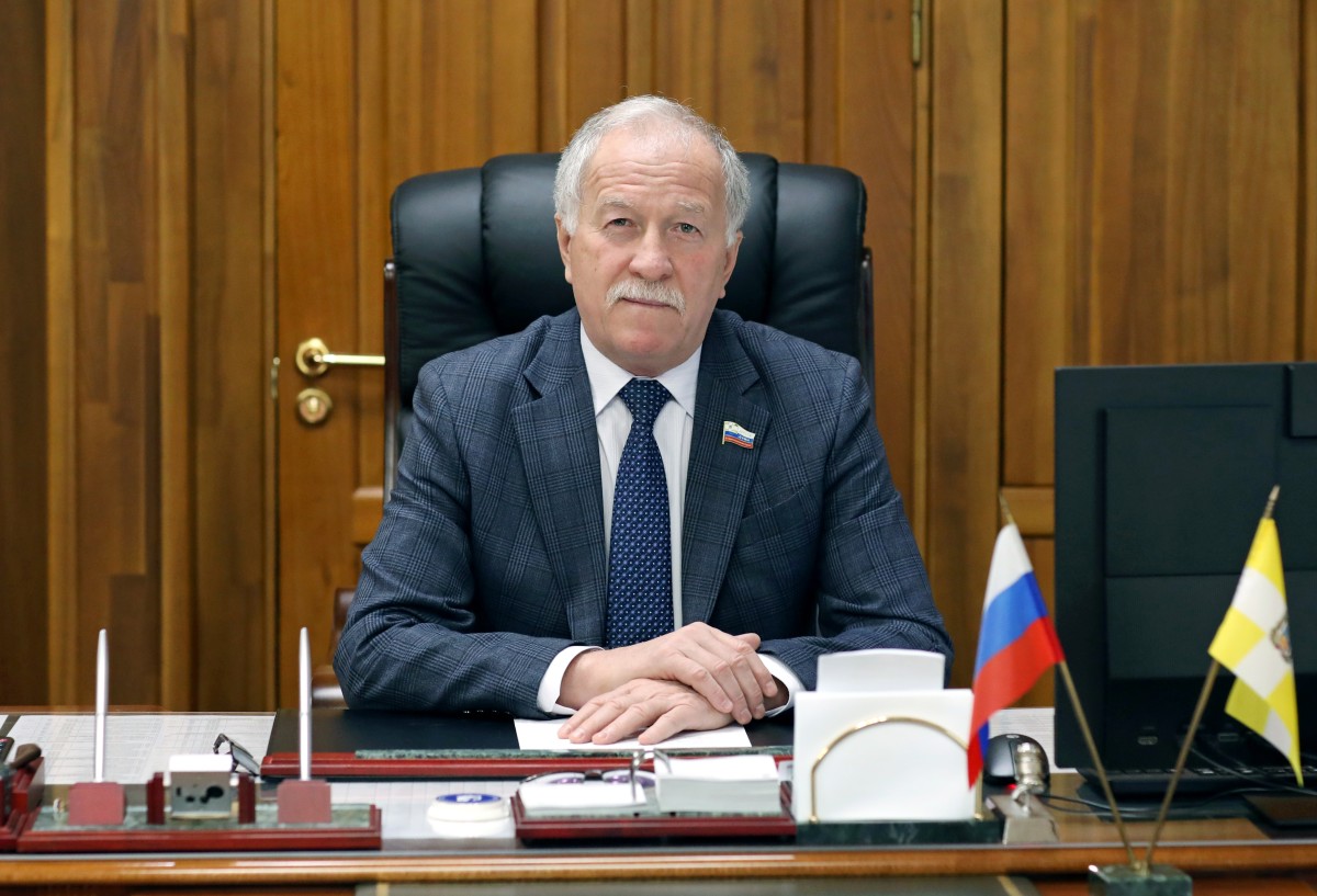 Николай Великдань рассказал о законодательной поддержке медработников на Ставрополье